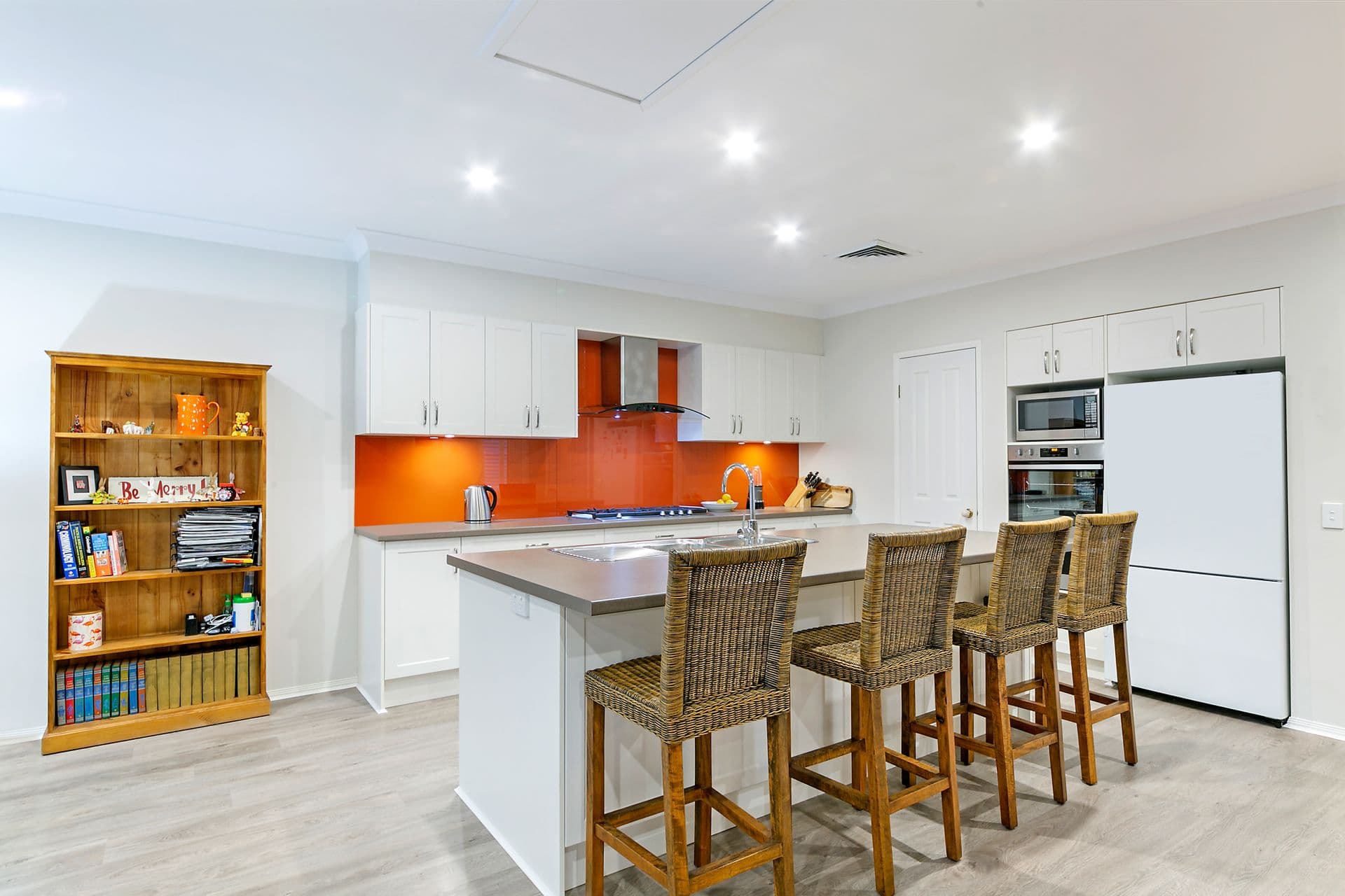 73 The Parkway, Beaumont Hills, NSW, 2155, Beaumont Hills - Thumbnail 4