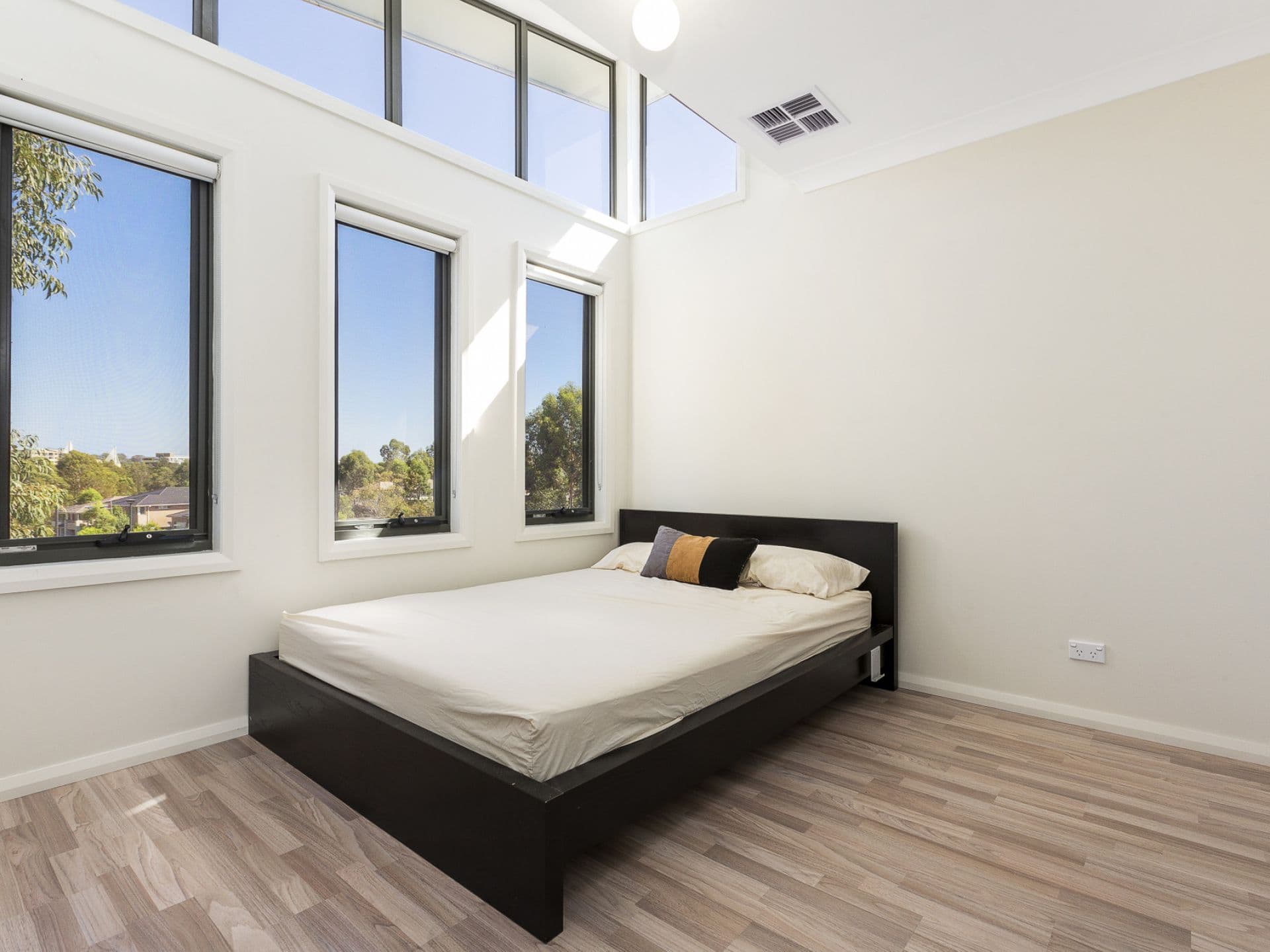 22 Carmargue Street, Beaumont Hills, NSW, 2155, Beaumont Hills - Thumbnail 4