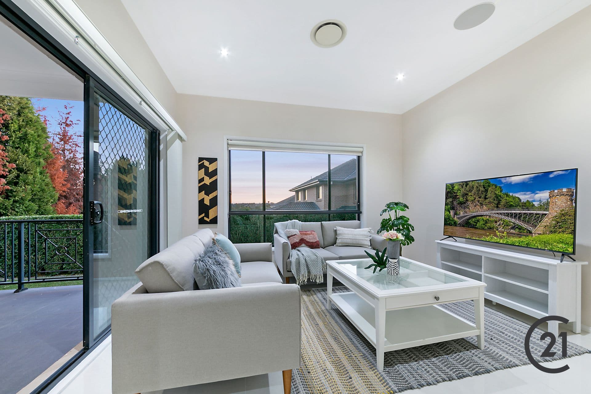 4 Buckley Street, Beaumont Hills, NSW, 2155, Beaumont Hills - Thumbnail 2