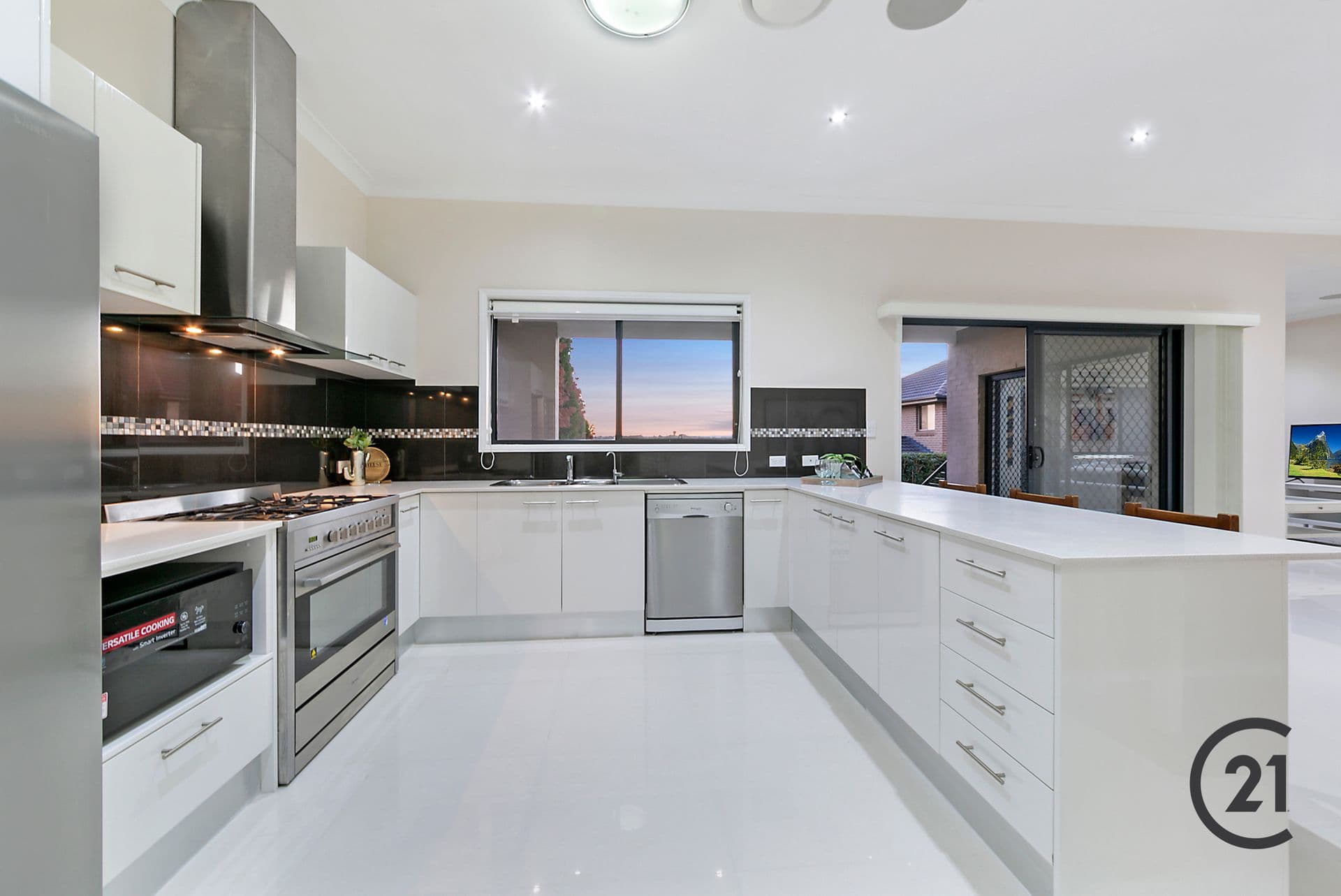 4 Buckley Street, Beaumont Hills, NSW, 2155, Beaumont Hills - Thumbnail 4