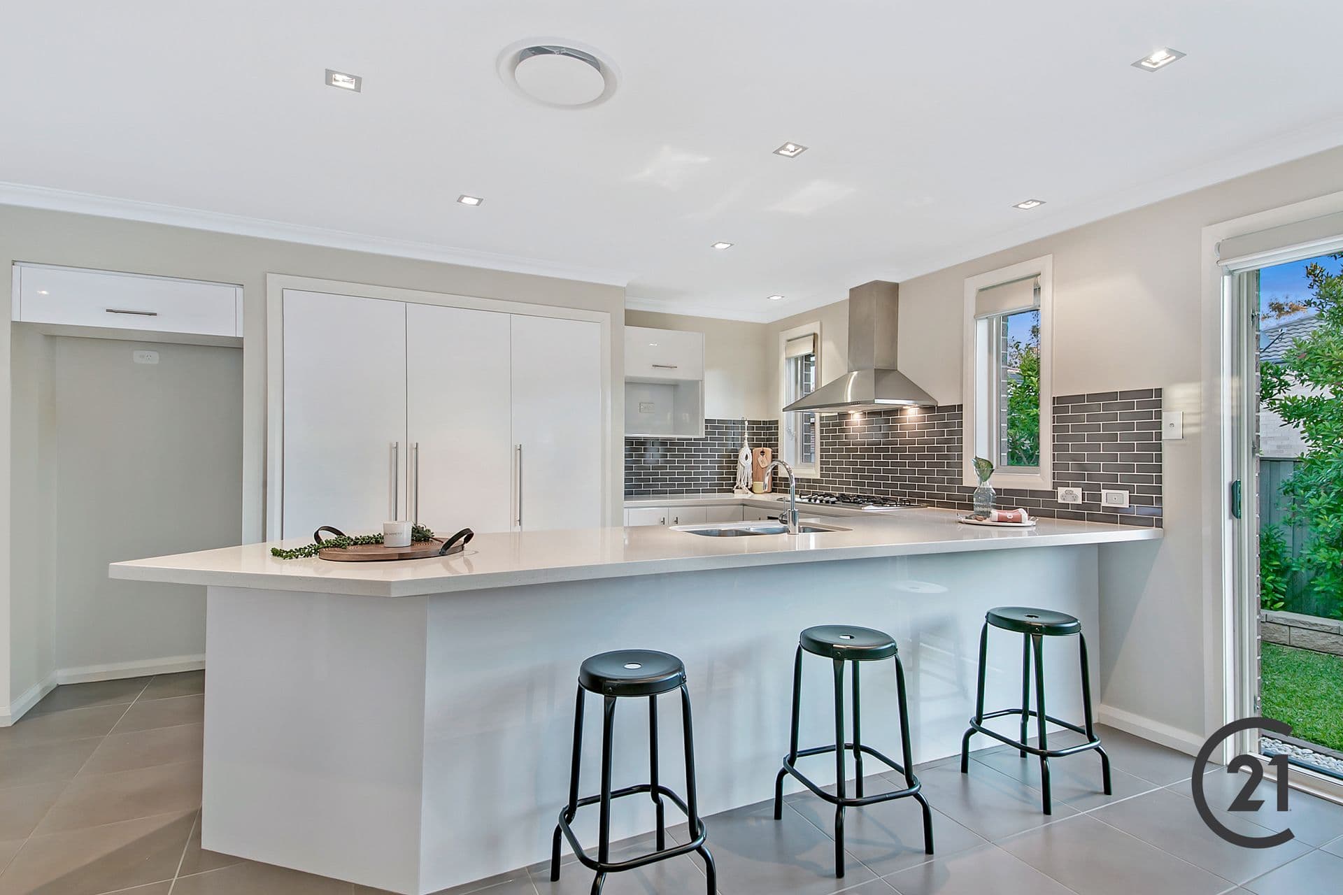 7 Hadley Circuit, Beaumont Hills, NSW, 2155, Beaumont Hills - Thumbnail 5