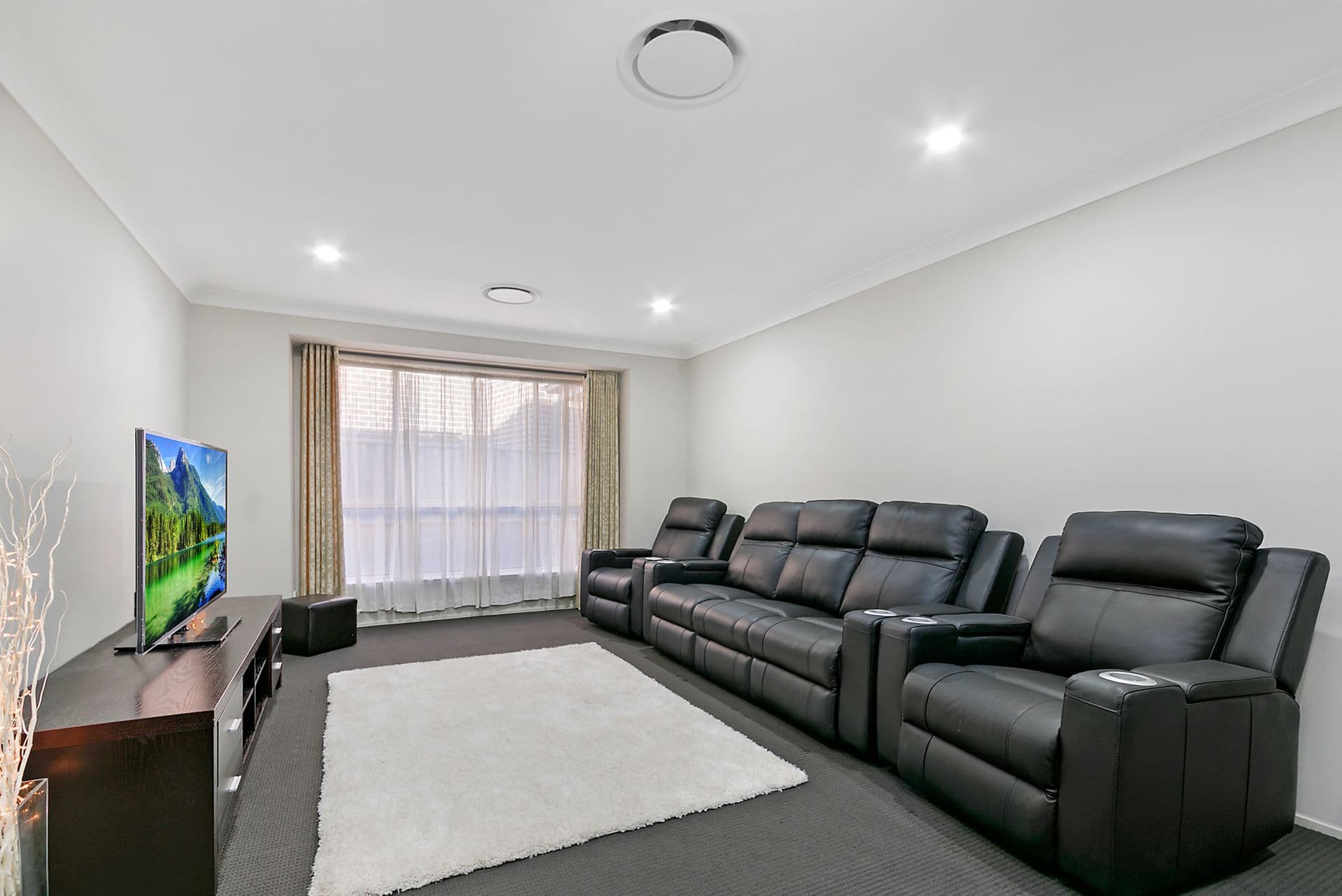 126 Greenview Parade, The Ponds, NSW, 2769, The Ponds - Thumbnail 2