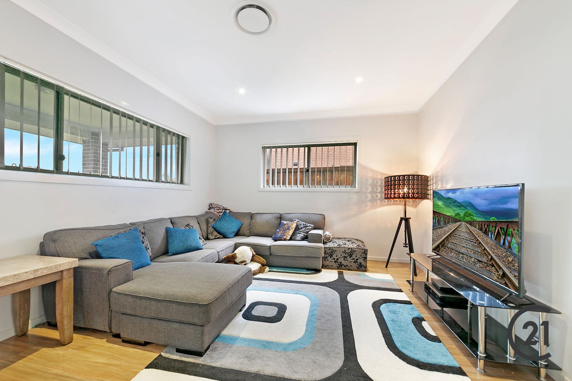 12 Bridgewood Drive, Beaumont Hills, NSW, 2155, Beaumont Hills - Thumbnail 2