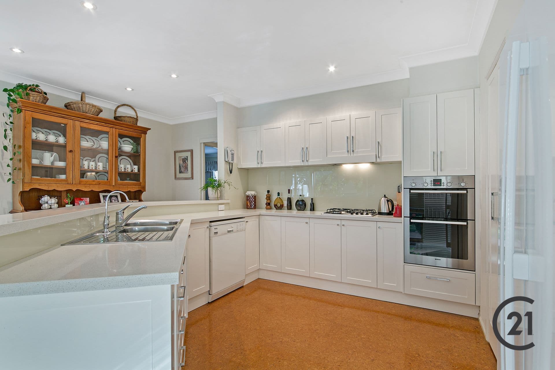 64 Brampton Drive, Beaumont Hills, NSW, 2155, Beaumont Hills - Thumbnail 3