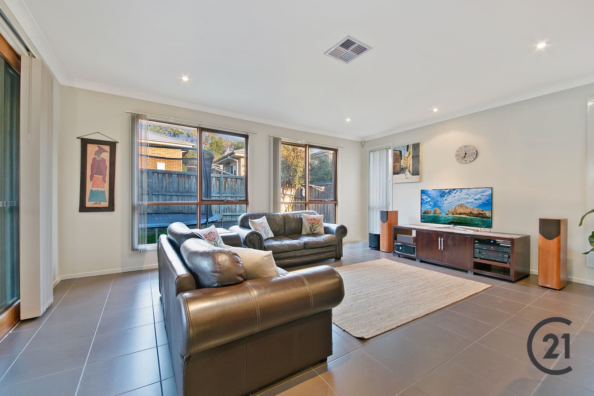 24 Carmargue Street, Beaumont Hills, NSW, 2155, Beaumont Hills - Thumbnail 2