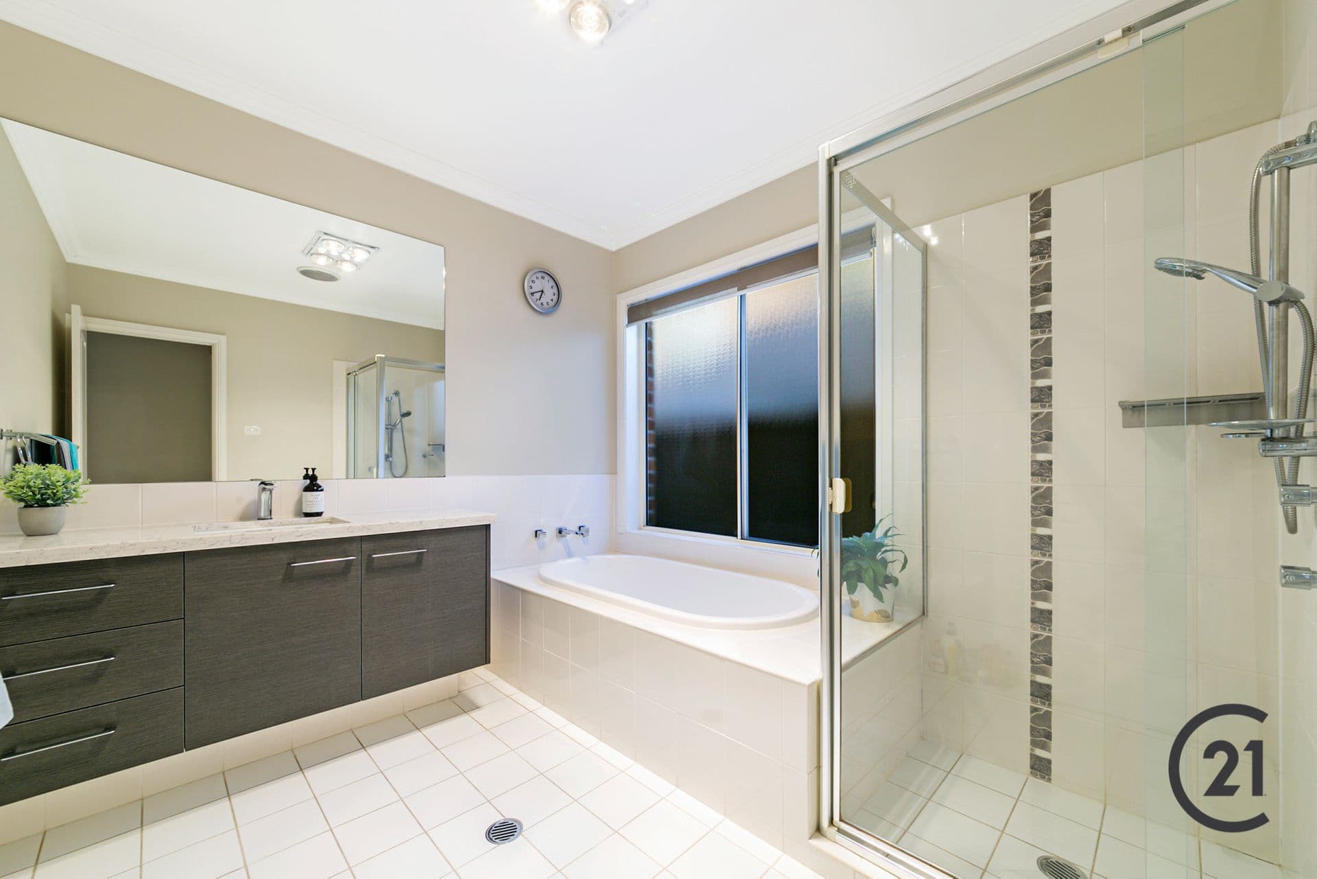 29 Rebellion Circuit, Beaumont Hills, NSW, 2155, Beaumont Hills - Thumbnail 3
