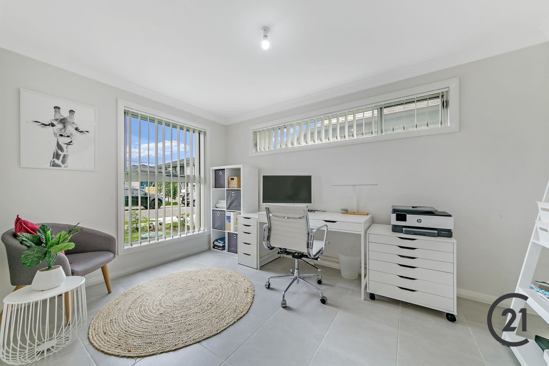 10 Gromark Terrace, Box Hill, NSW, 2765, Gables - Thumbnail 3
