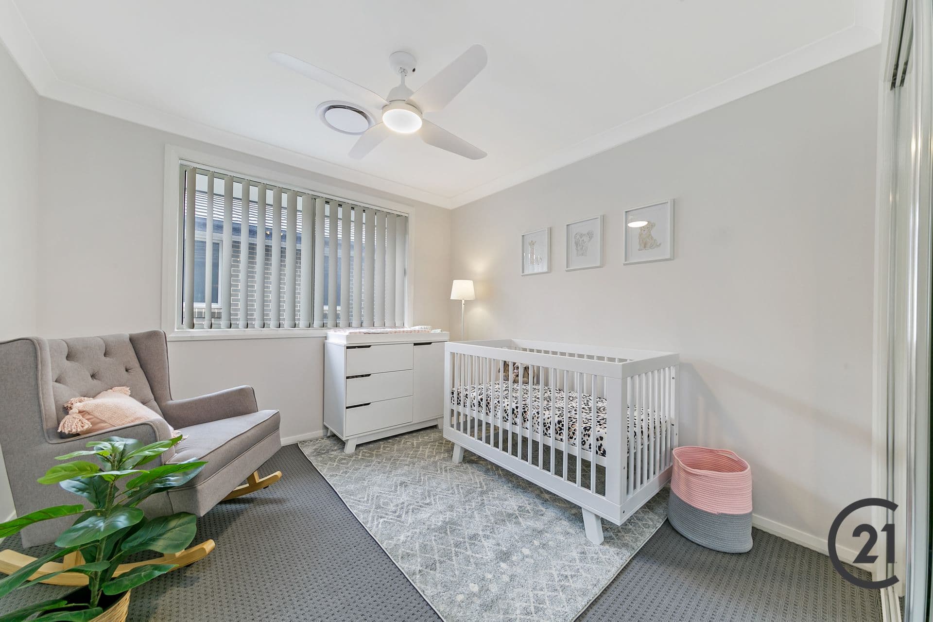 10 Gromark Terrace, Box Hill, NSW, 2765, Gables - Thumbnail 7