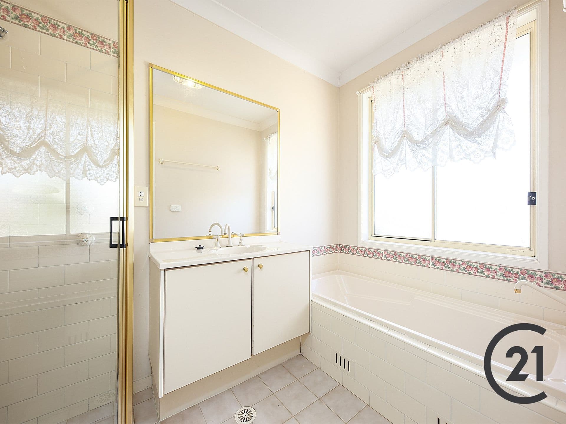 17 Tellicherry Circuit, Beaumont Hills, NSW, 2155, Beaumont Hills - Thumbnail 8