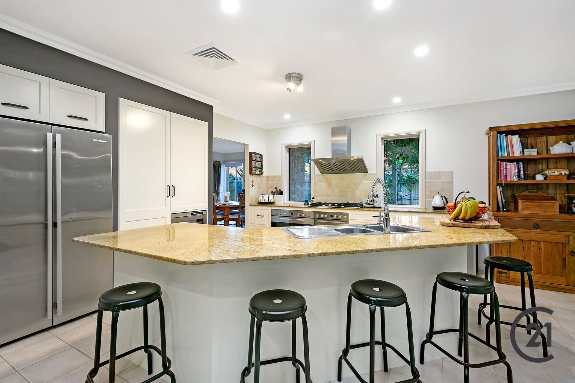 33 Sarah Jane Avenue, Beaumont Hills, NSW, 2155, Beaumont Hills - Thumbnail 6
