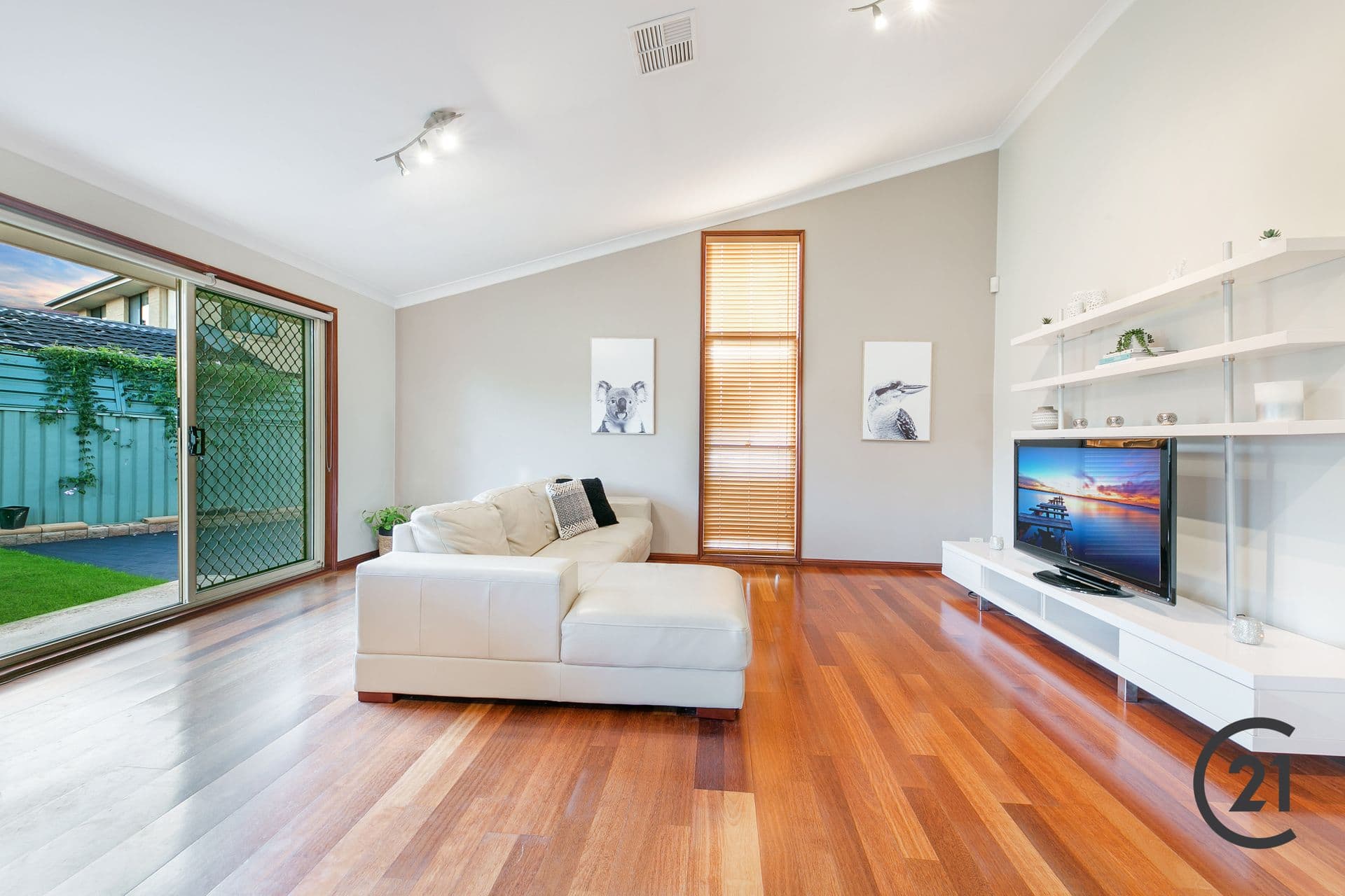 27 Carnival Way, Beaumont Hills, NSW, 2155, Beaumont Hills - Thumbnail 3