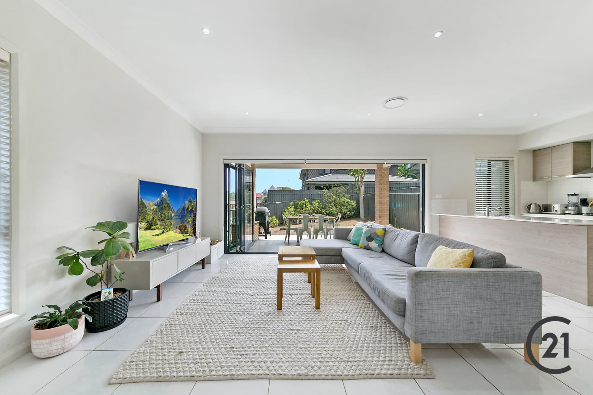 1 Gabi Glade, Kellyville Ridge, NSW, 2155, Kellyville Ridge - Thumbnail 2