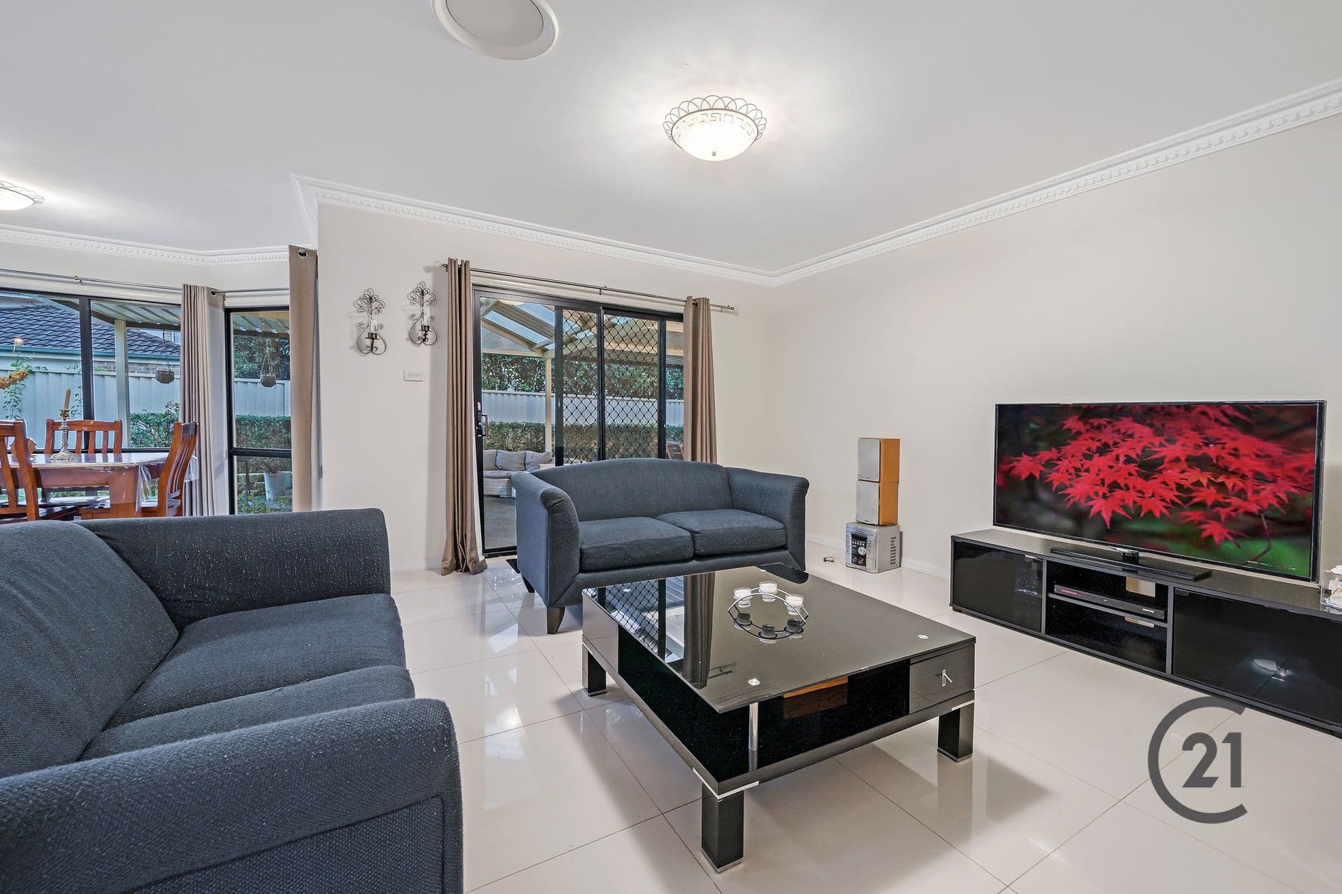 17 Broadleaf Crescent, Beaumont Hills, NSW, 2155, Beaumont Hills - Thumbnail 6