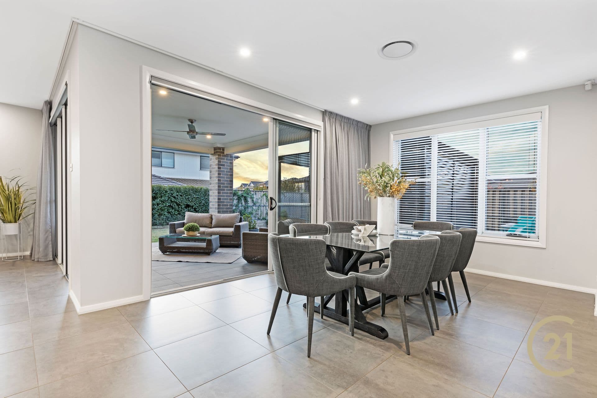 10 Siltstone Street, Box Hill, NSW, 2765, Gables - Thumbnail 6
