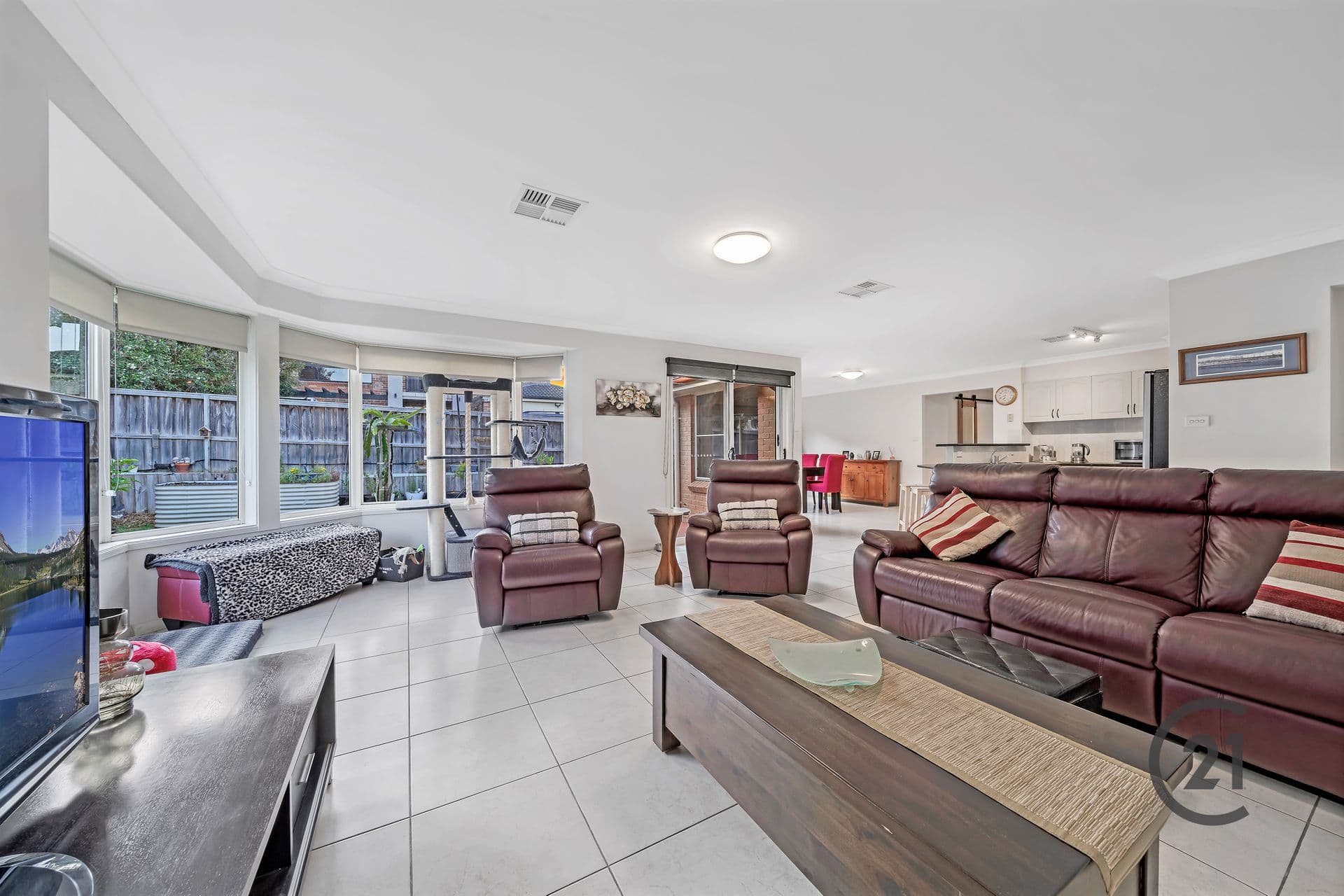 17 Rebellion Circuit, Beaumont Hills, NSW, 2155, Beaumont Hills - Thumbnail 4