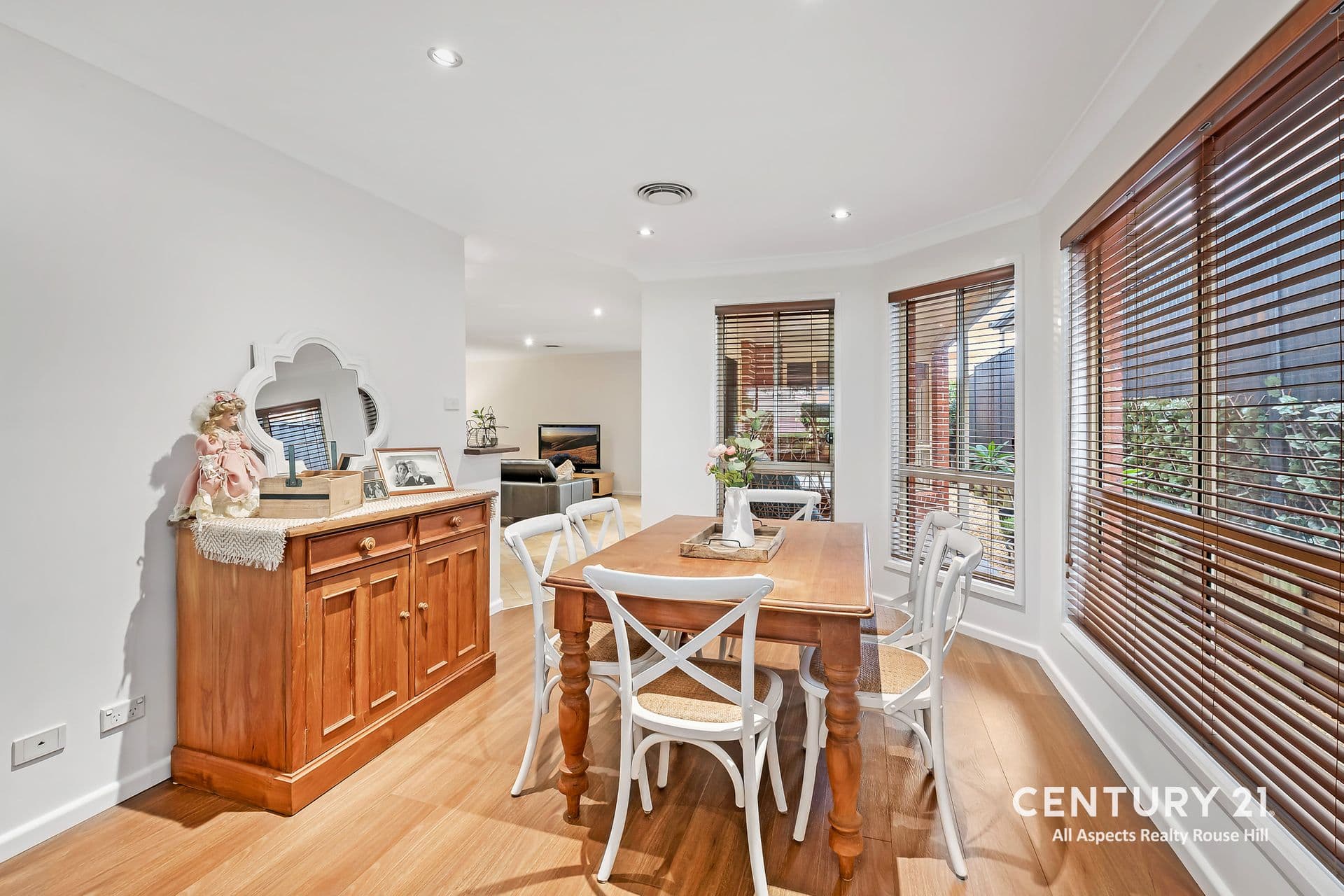 23 Buller Circuit, Beaumont Hills, NSW, 2155, Beaumont Hills - Thumbnail 4