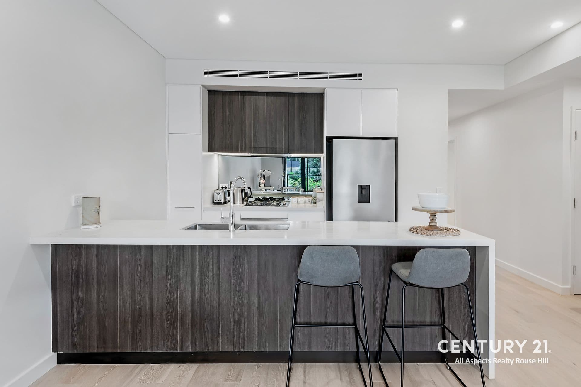A101/ 2 Burrendong Crescent, Rouse Hill, NSW, 2155, Rouse Hill - Thumbnail 4