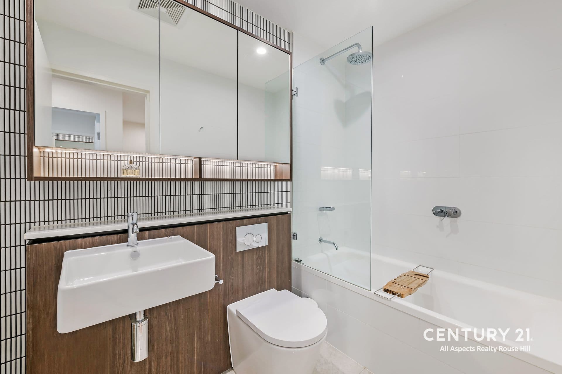 A101/ 2 Burrendong Crescent, Rouse Hill, NSW, 2155, Rouse Hill - Thumbnail 7
