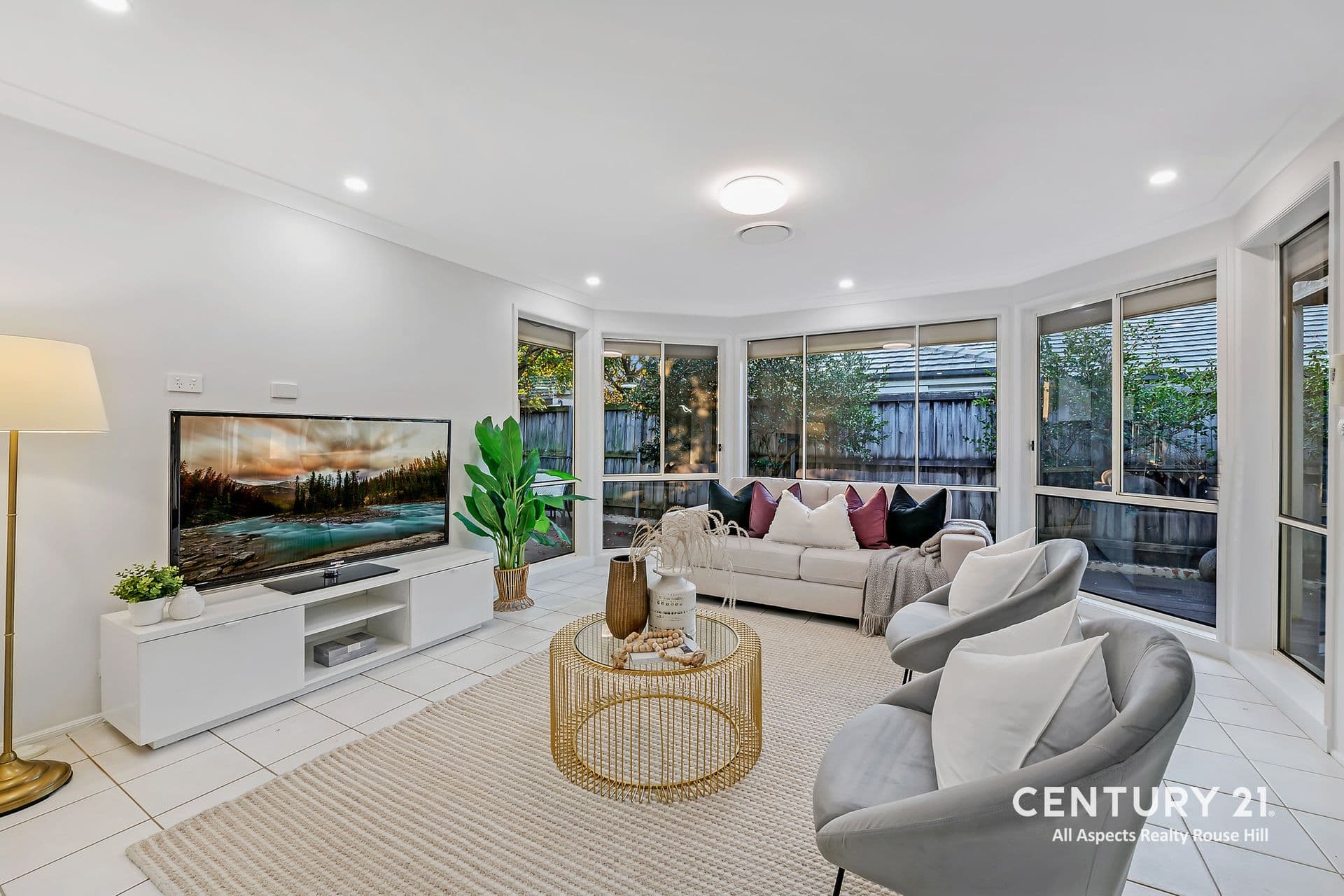 27 Roxburgh Crescent, Stanhope Gardens, NSW, 2768, Stanhope Gardens - Thumbnail 6