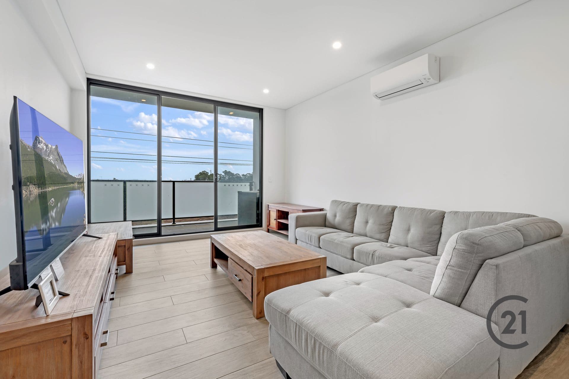 602/4 Herman Crescent, Rouse Hill, NSW, 2155, Rouse Hill - Thumbnail 3