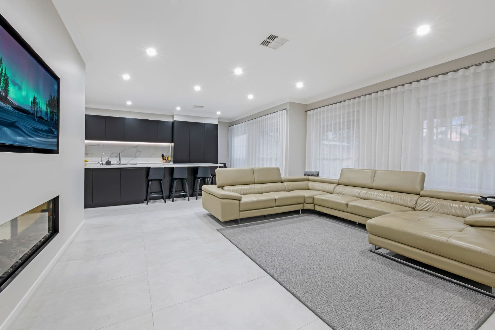 2 Chateau Close, North Kellyville, NSW, 2155, North Kellyville - Thumbnail 3