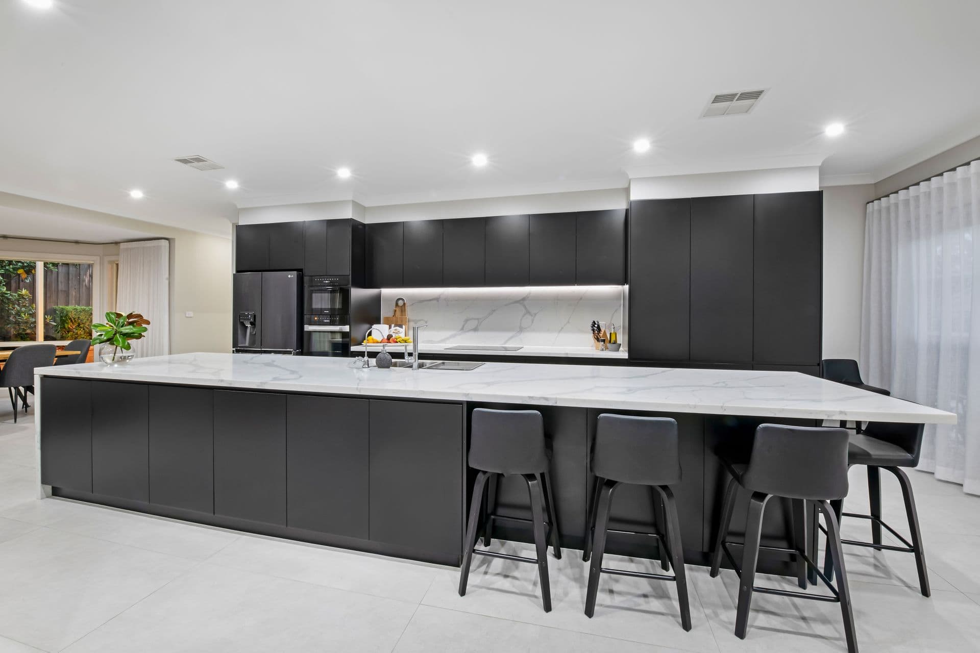 2 Chateau Close, North Kellyville, NSW, 2155, North Kellyville - Thumbnail 2