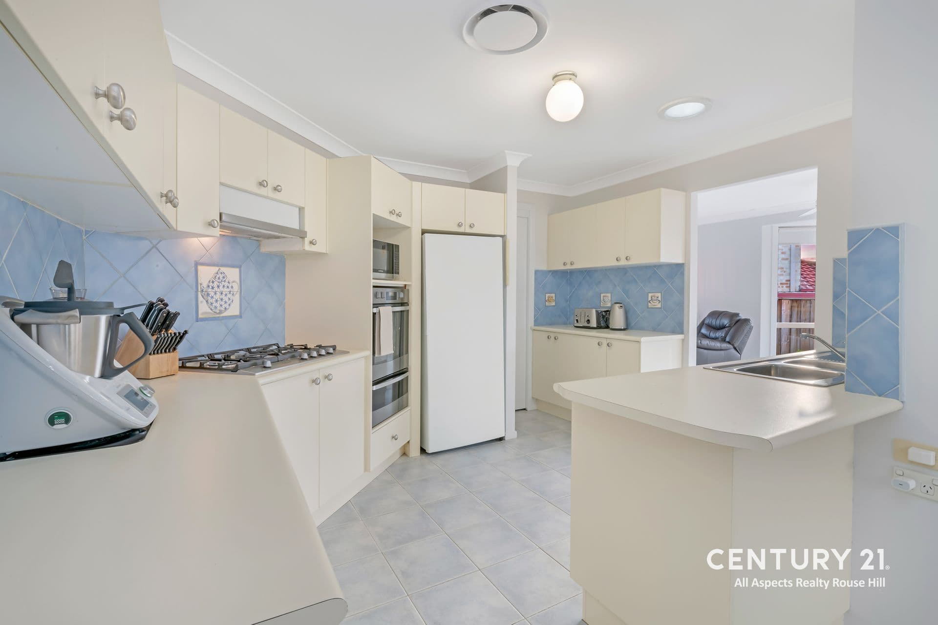 6 Spottedgum Place, Rouse Hill, NSW, 2155, Rouse Hill - Thumbnail 6