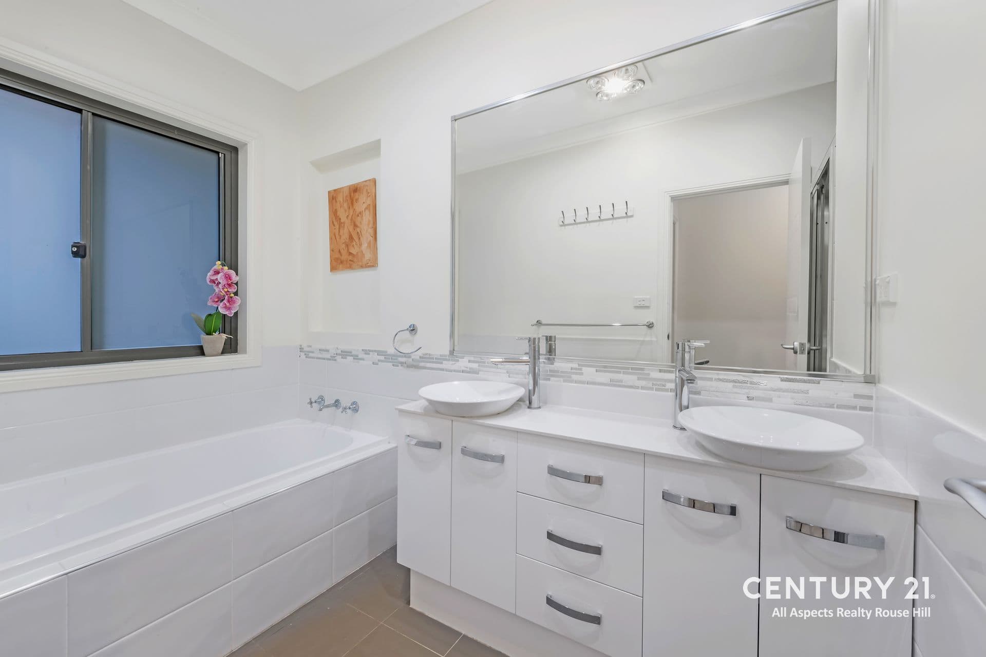 18 Waterfall Boulevard, The Ponds, NSW, 2769, The Ponds - Thumbnail 7