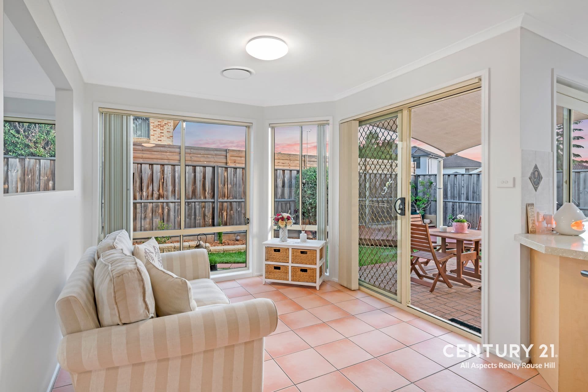 33 Mailey Circuit, Rouse Hill, NSW, 2155, Rouse Hill - Thumbnail 2