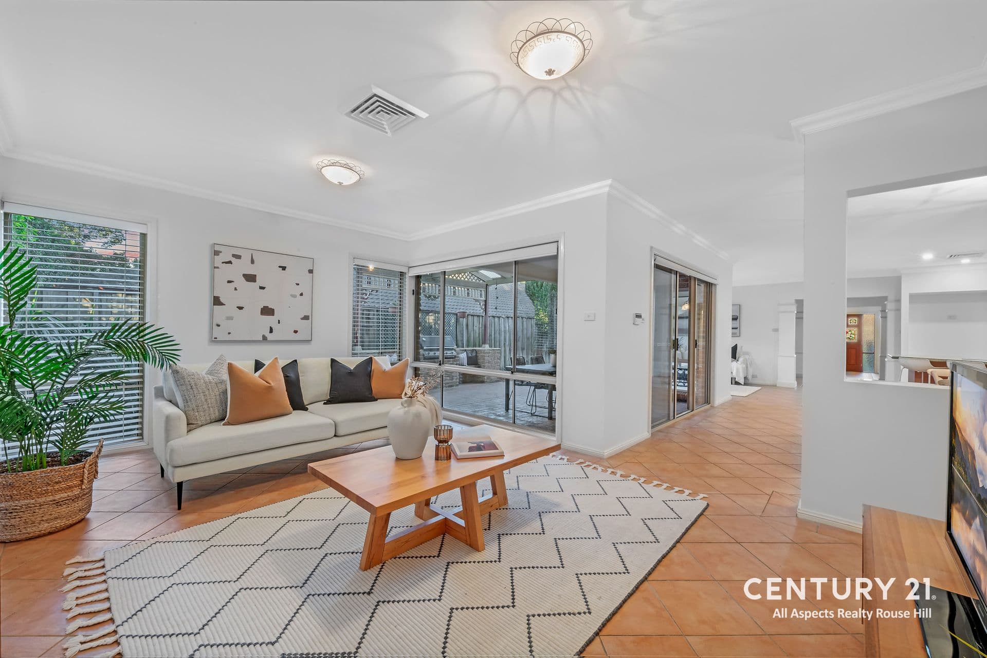 11 Dalton Close, Rouse Hill, NSW, 2155, Rouse Hill - Thumbnail 4