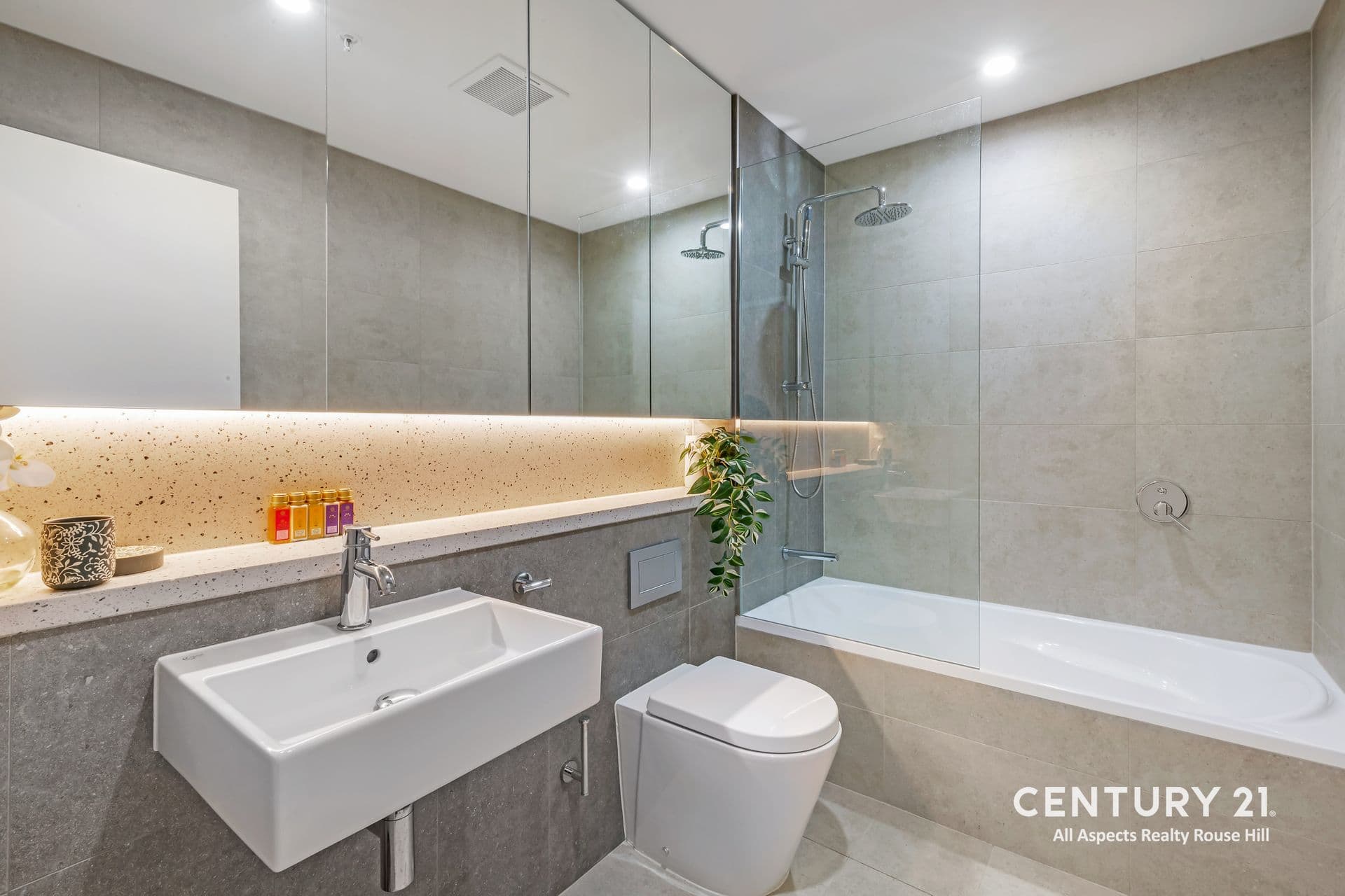 816/32 Civic Way, Rouse Hill, NSW, 2155, Rouse Hill - Thumbnail 7