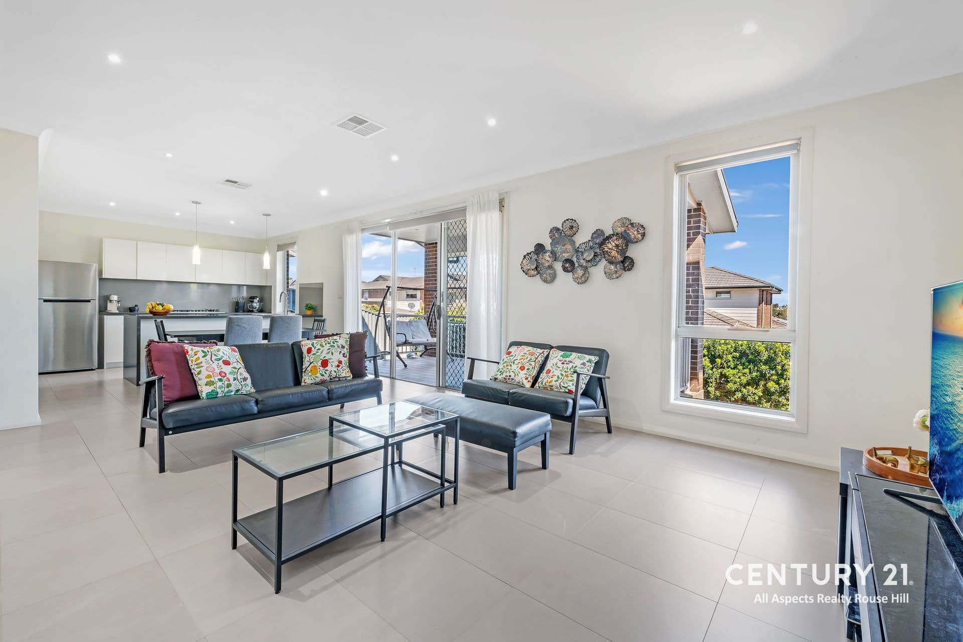 19 Andrews Grove, Kellyville, NSW, 2155, Kellyville - Thumbnail 3