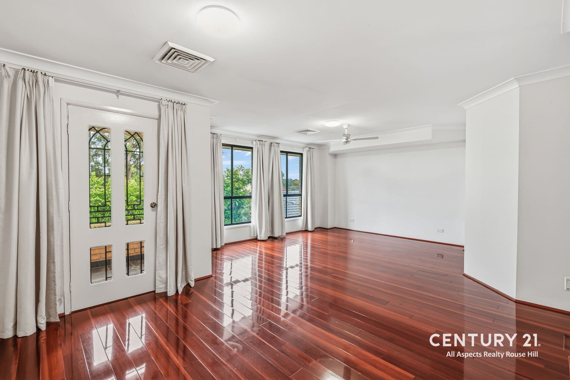 11 Lindwall Place, Rouse Hill, NSW, 2155, Rouse Hill - Thumbnail 6