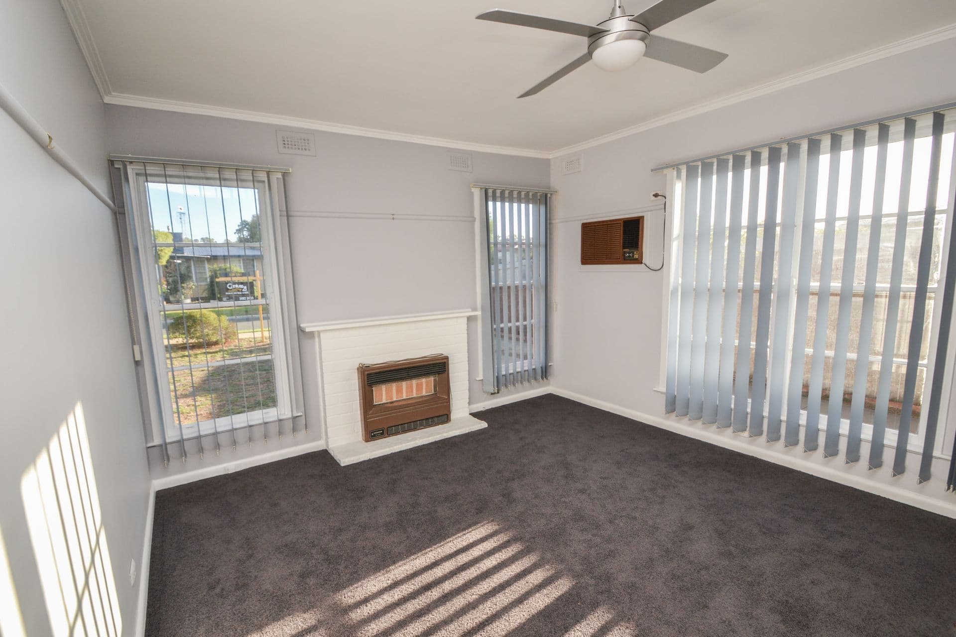 1 Garden Crescent, Echuca, VIC, 3564, Echuca - Thumbnail 4