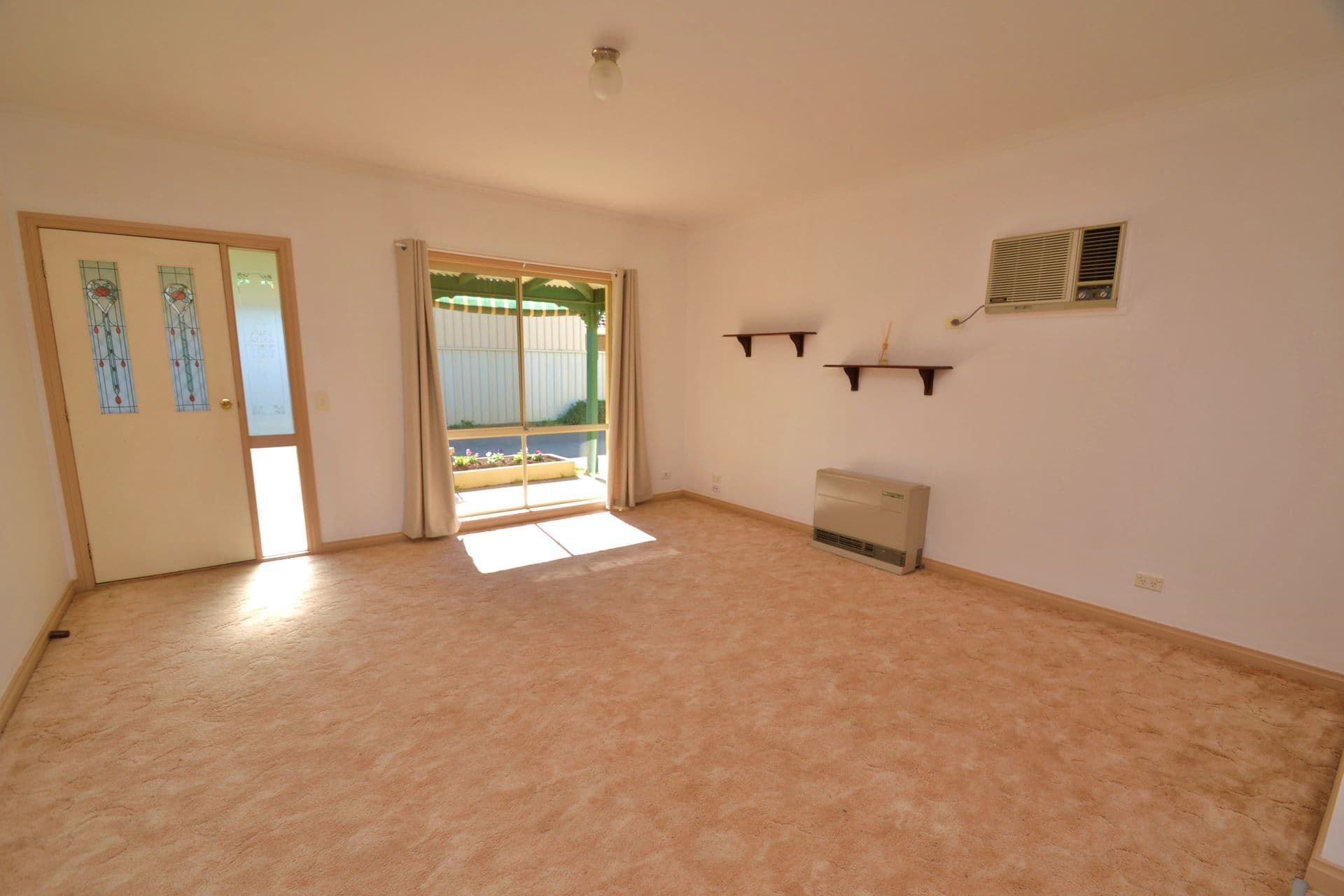 2/89 Sutton Street, Echuca, VIC, 3564, Echuca - Thumbnail 2