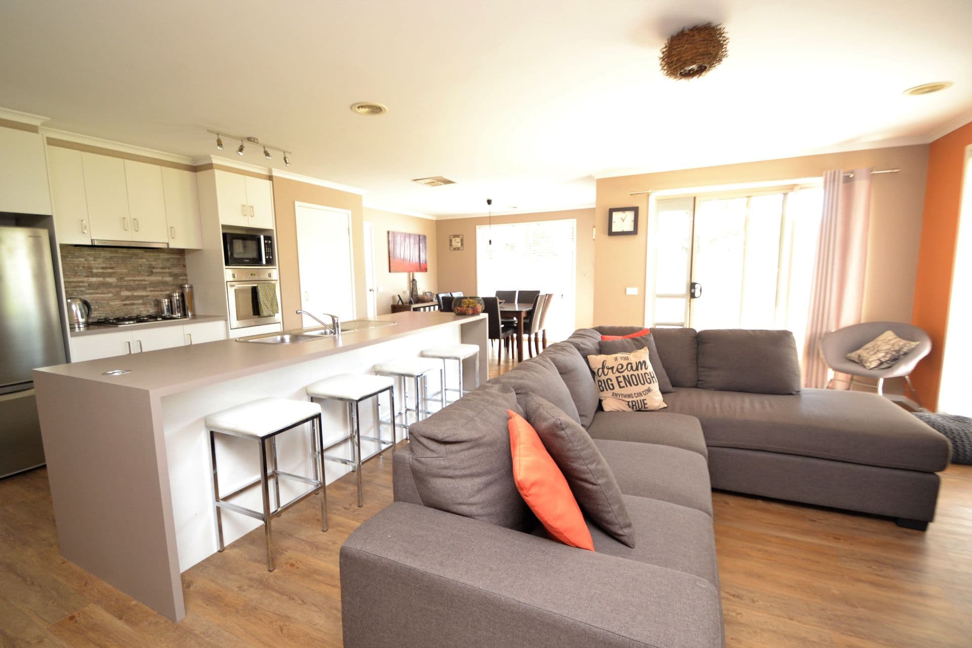 2 Amy Place, Echuca, VIC, 3564, Echuca - Thumbnail 3