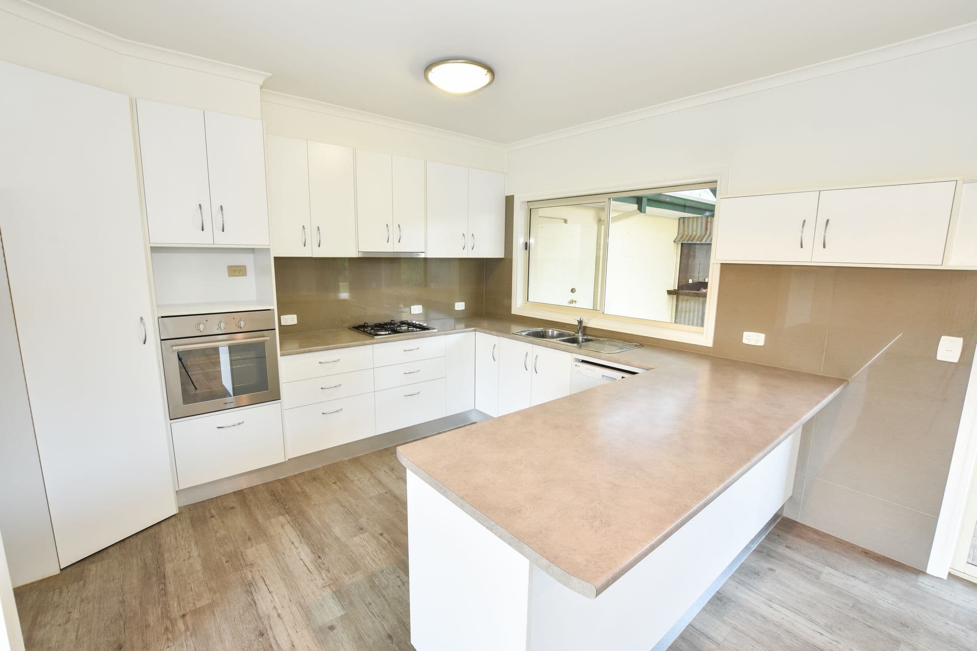 6 Winnima Ave, Moama, NSW, 2731, Moama - Thumbnail 3