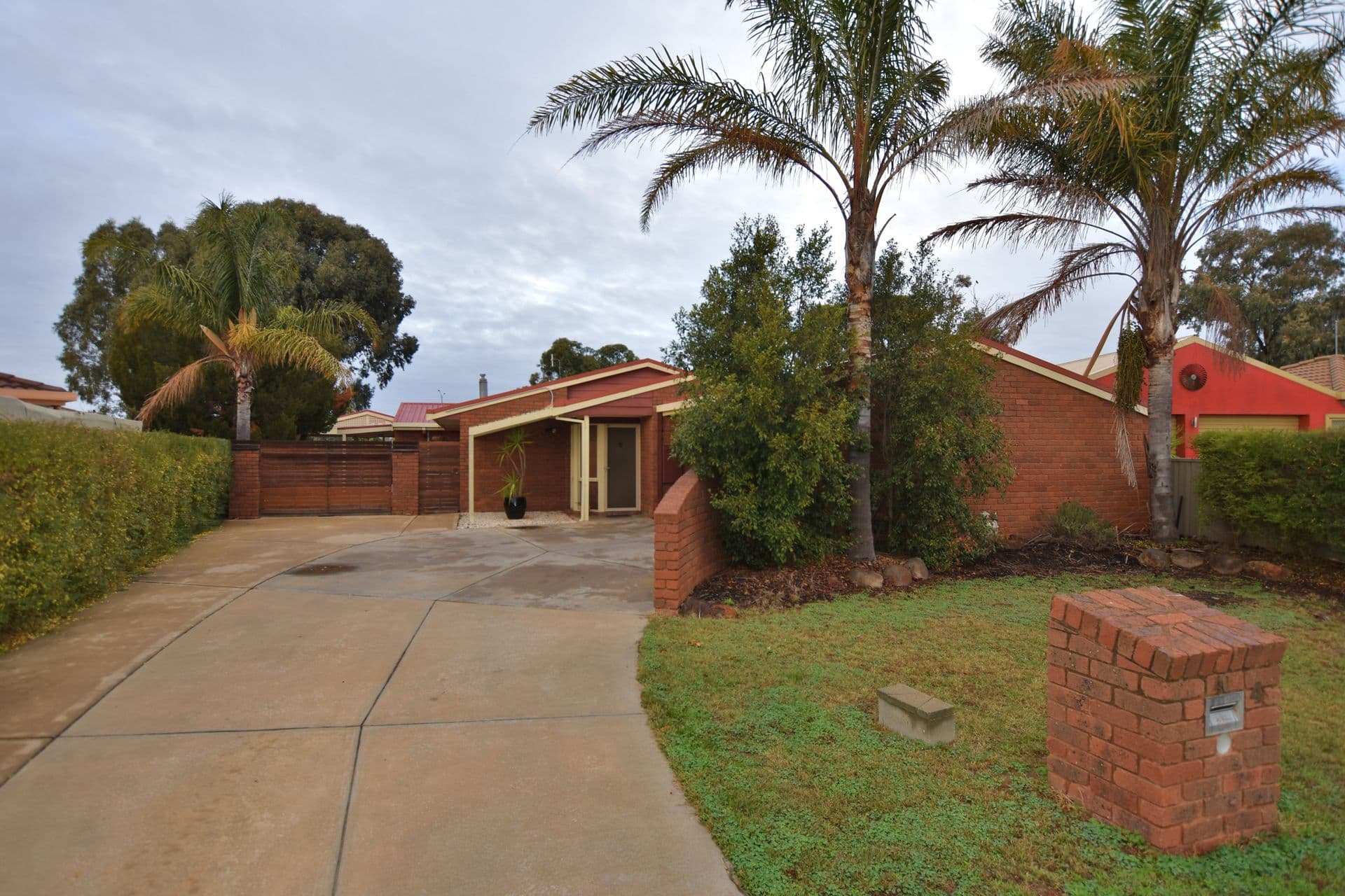 40 Adelaide Crescent, Echuca, VIC, 3564, Echuca - Thumbnail 2