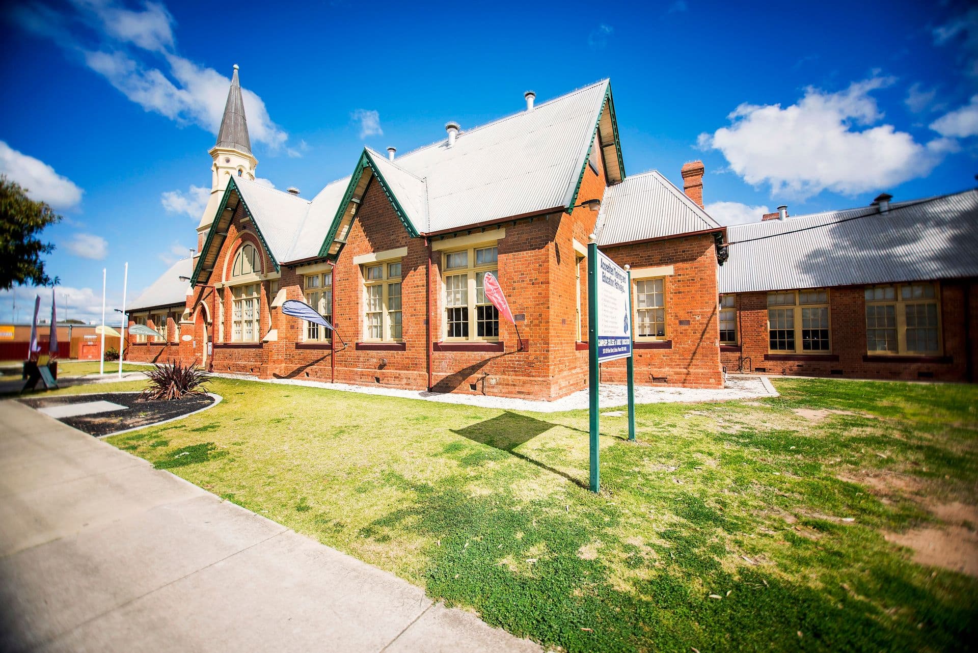 103-107 Hare Street, Echuca, VIC, 3564, Echuca - Thumbnail 2