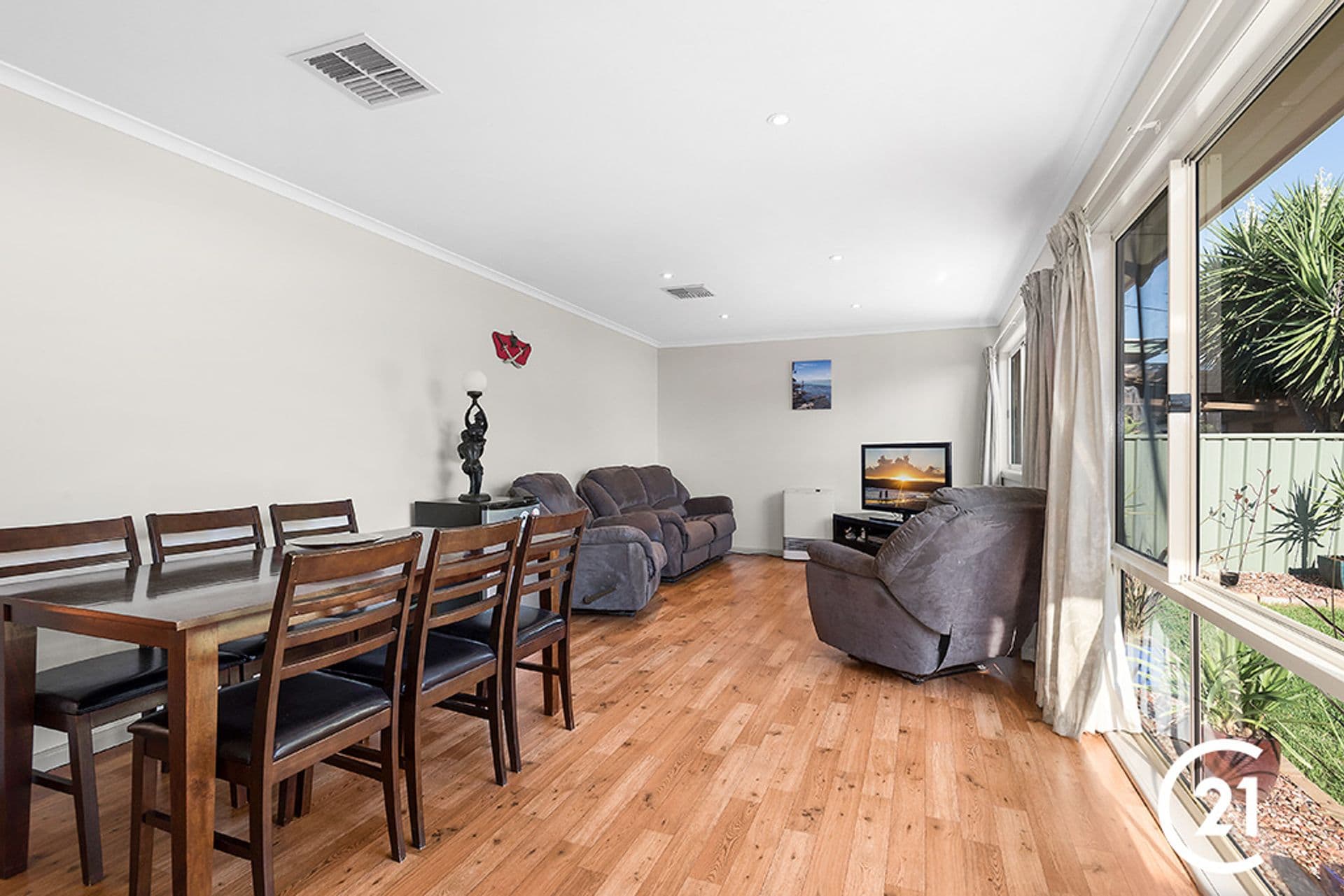12  Poplar Street, Echuca, VIC, 3564, Echuca - Thumbnail 2