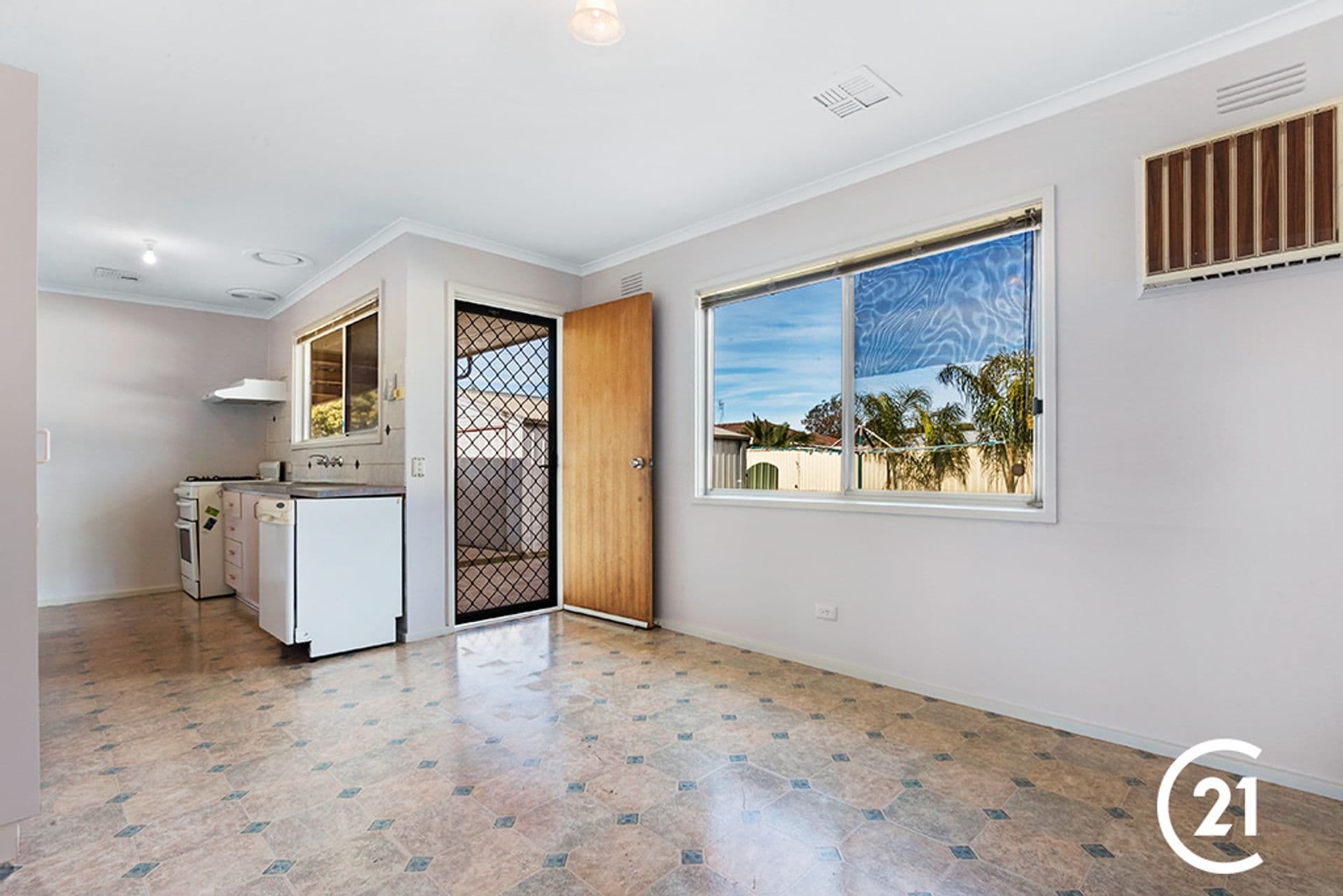 2 Dobinson Street, Echuca, VIC, 3564, Echuca - Thumbnail 5