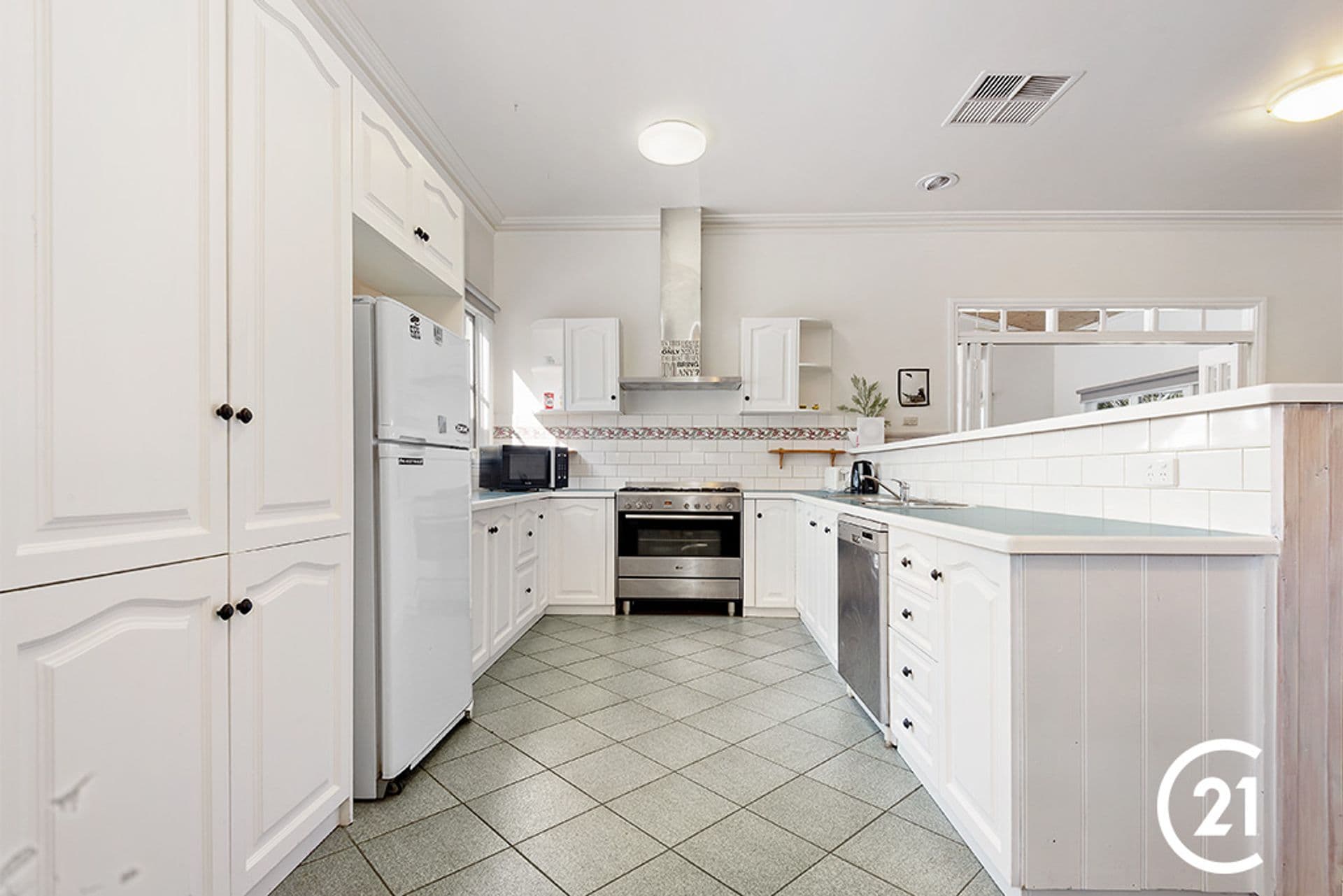 23 Snowden  Street, Echuca, VIC, 3564, Echuca - Thumbnail 2