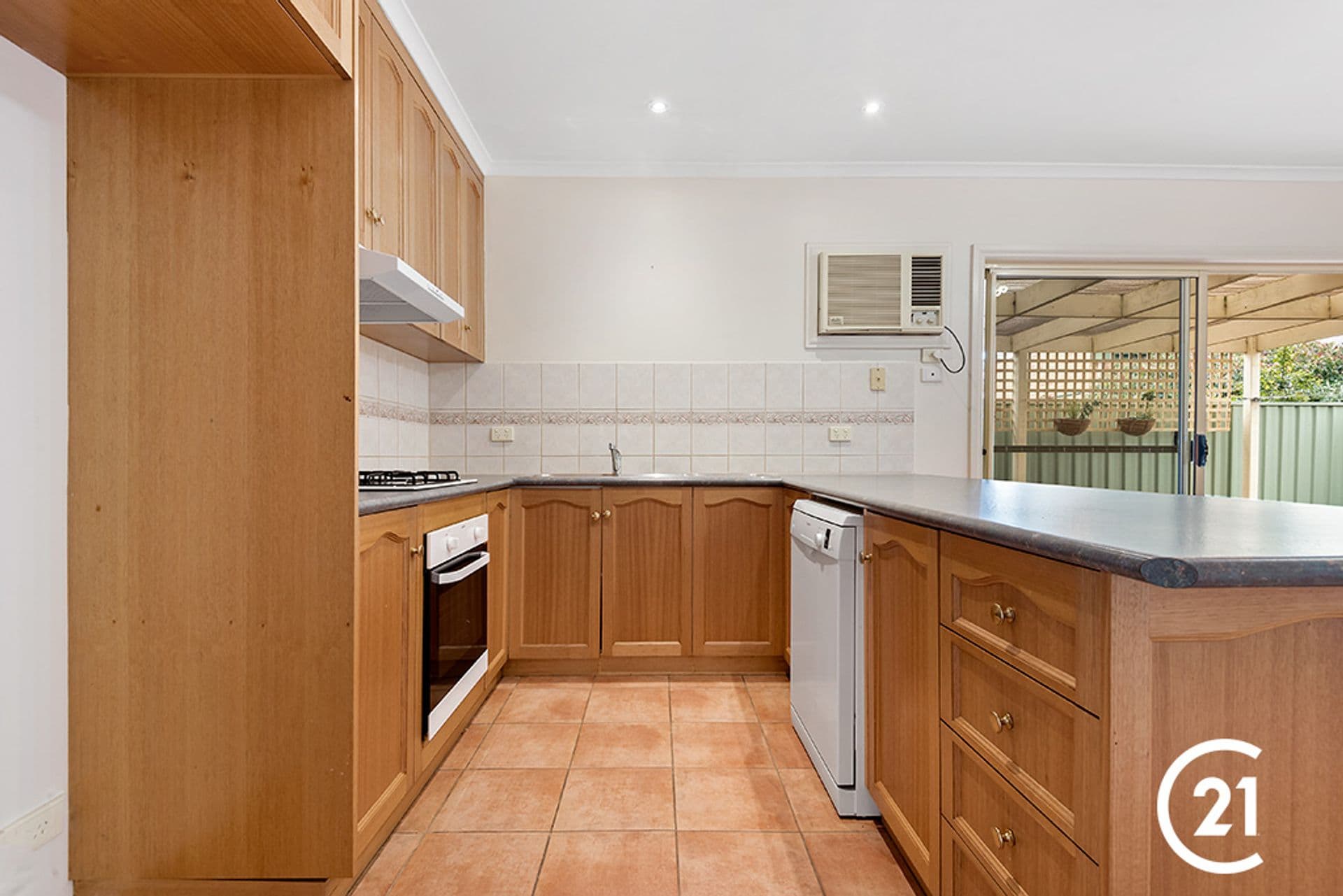 92 Haverfield Street, Echuca, VIC, 3564, Echuca - Thumbnail 2