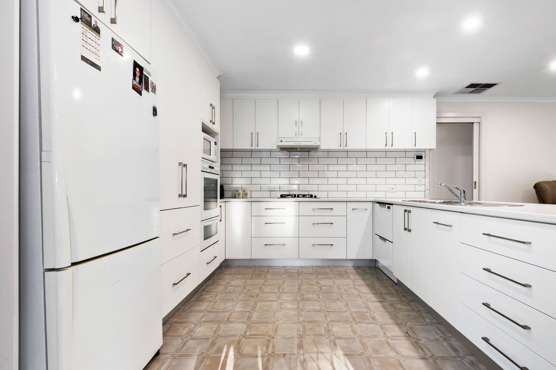 22 Lawson Drive, Moama, NSW, 2731, Moama - Thumbnail 3