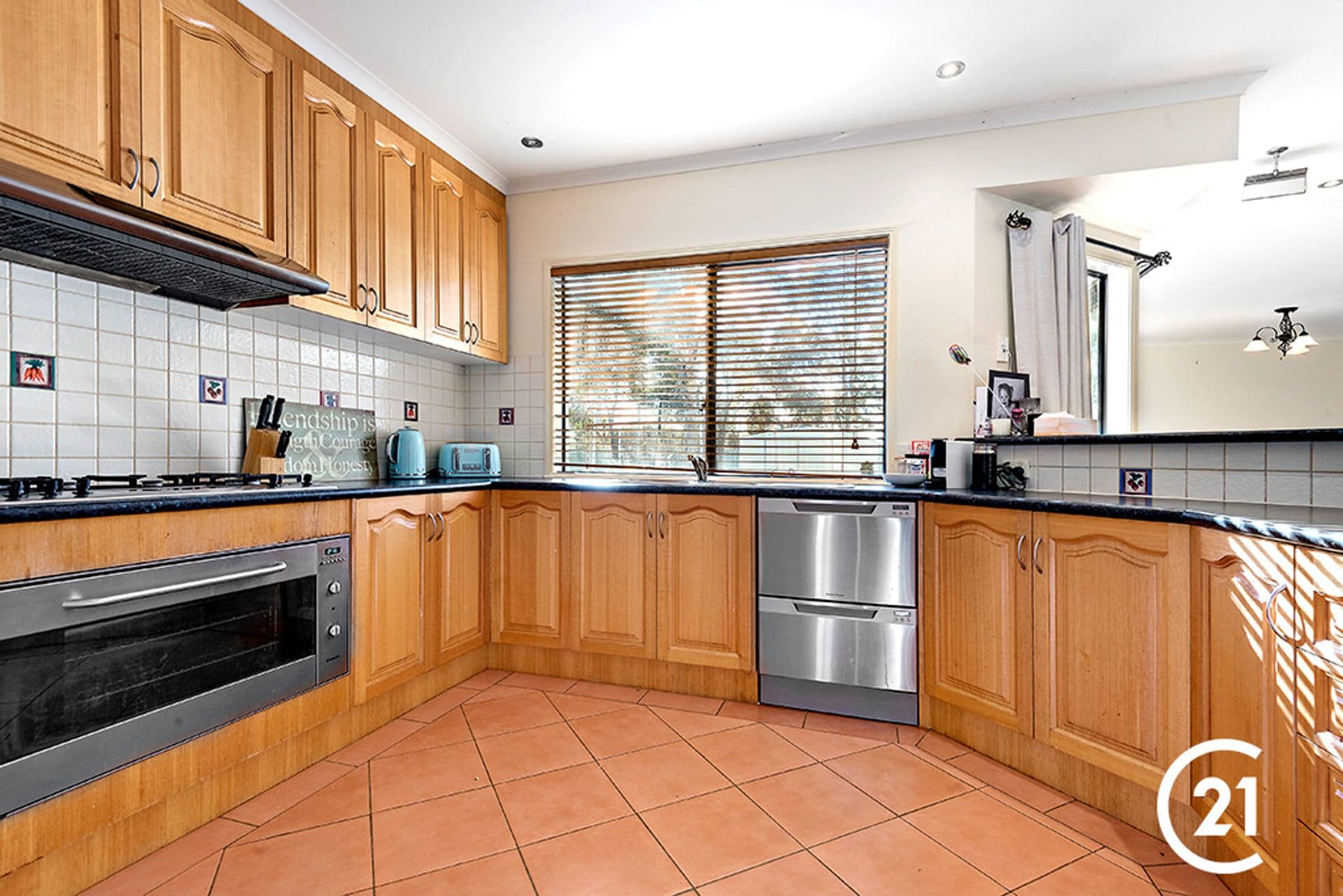 39 Woodlands Circuit, Echuca, VIC, 3564, Echuca - Thumbnail 2