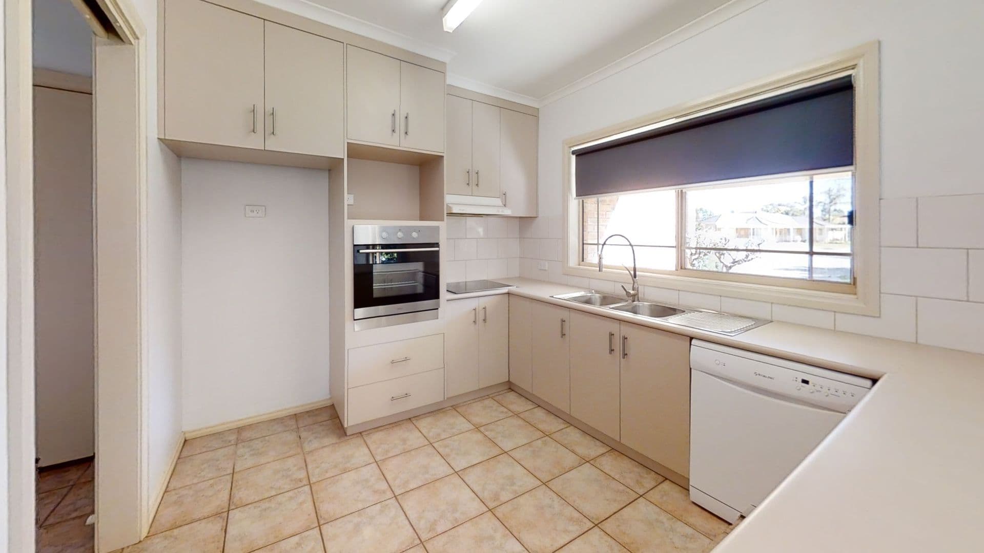 1/1 Julia Court, Moama, NSW, 2731, Moama - Thumbnail 2