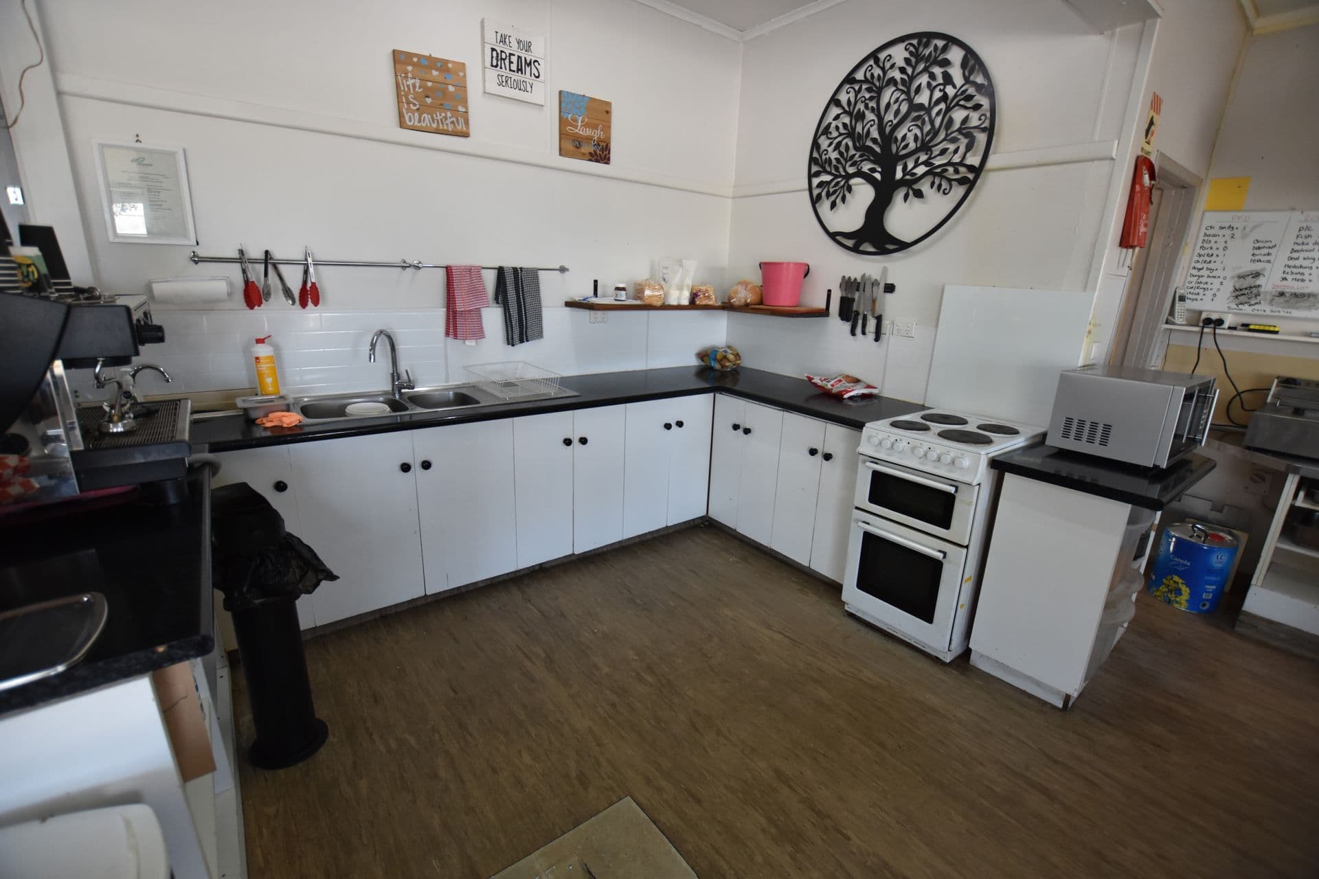 142 Pakenham Street, Echuca, VIC, 3564, Echuca - Thumbnail 6