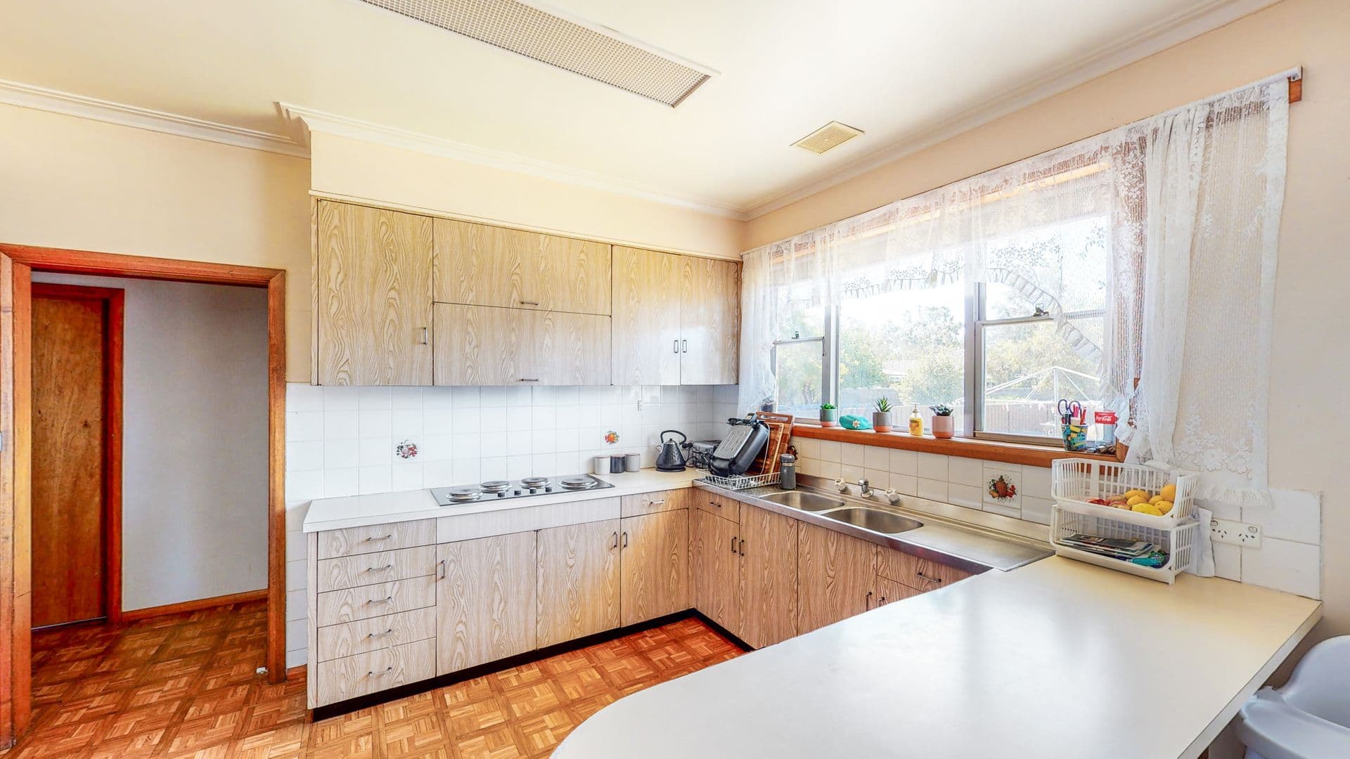 4 Martin Street, Echuca, VIC, 3564, Echuca - Thumbnail 2