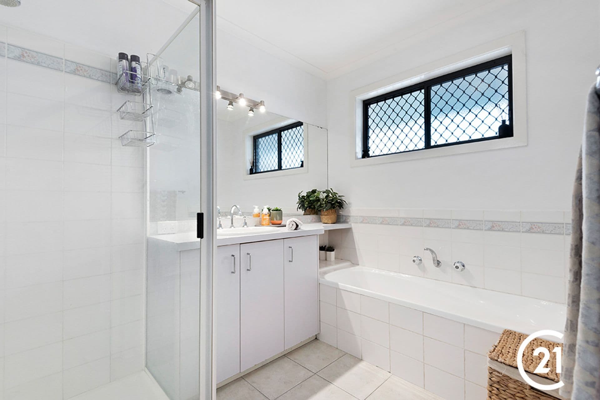 19 Illawarra Drive, Echuca, VIC, 3564, Echuca - Thumbnail 7