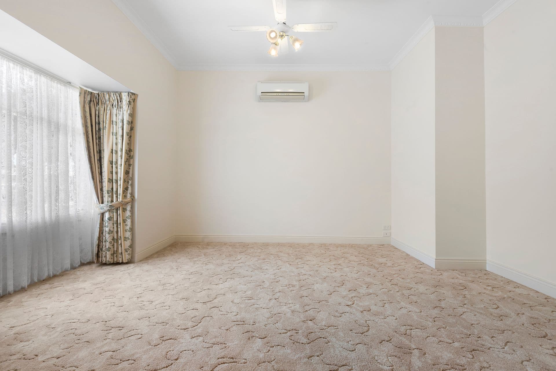 215 McKinlay Street, Echuca, VIC, 3564, Echuca - Thumbnail 6